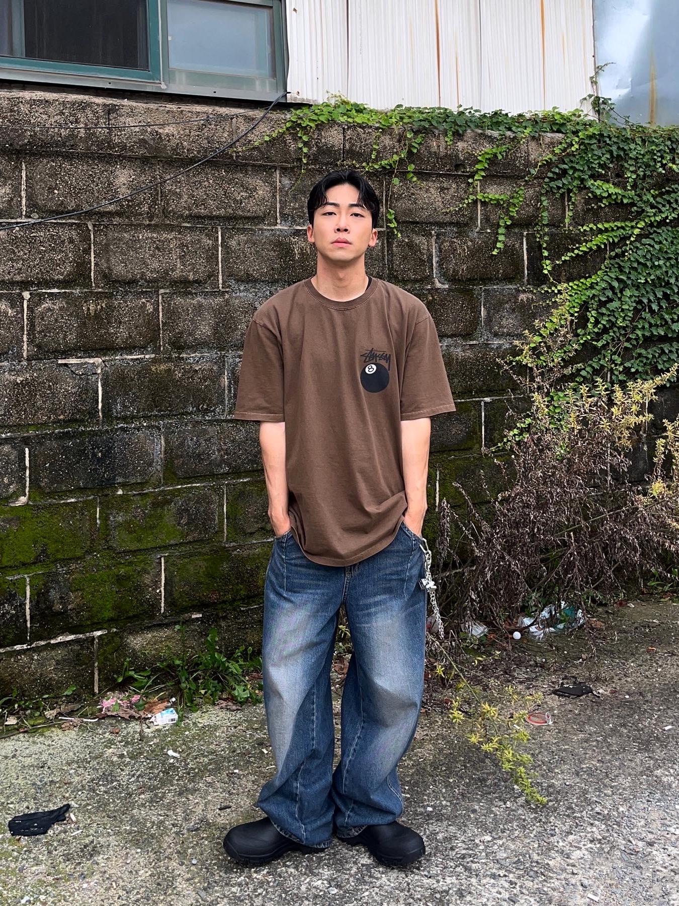 Stussy 8 Ball Pigment Dyed T-Shirt Coffee - 22SS 착용 스타일