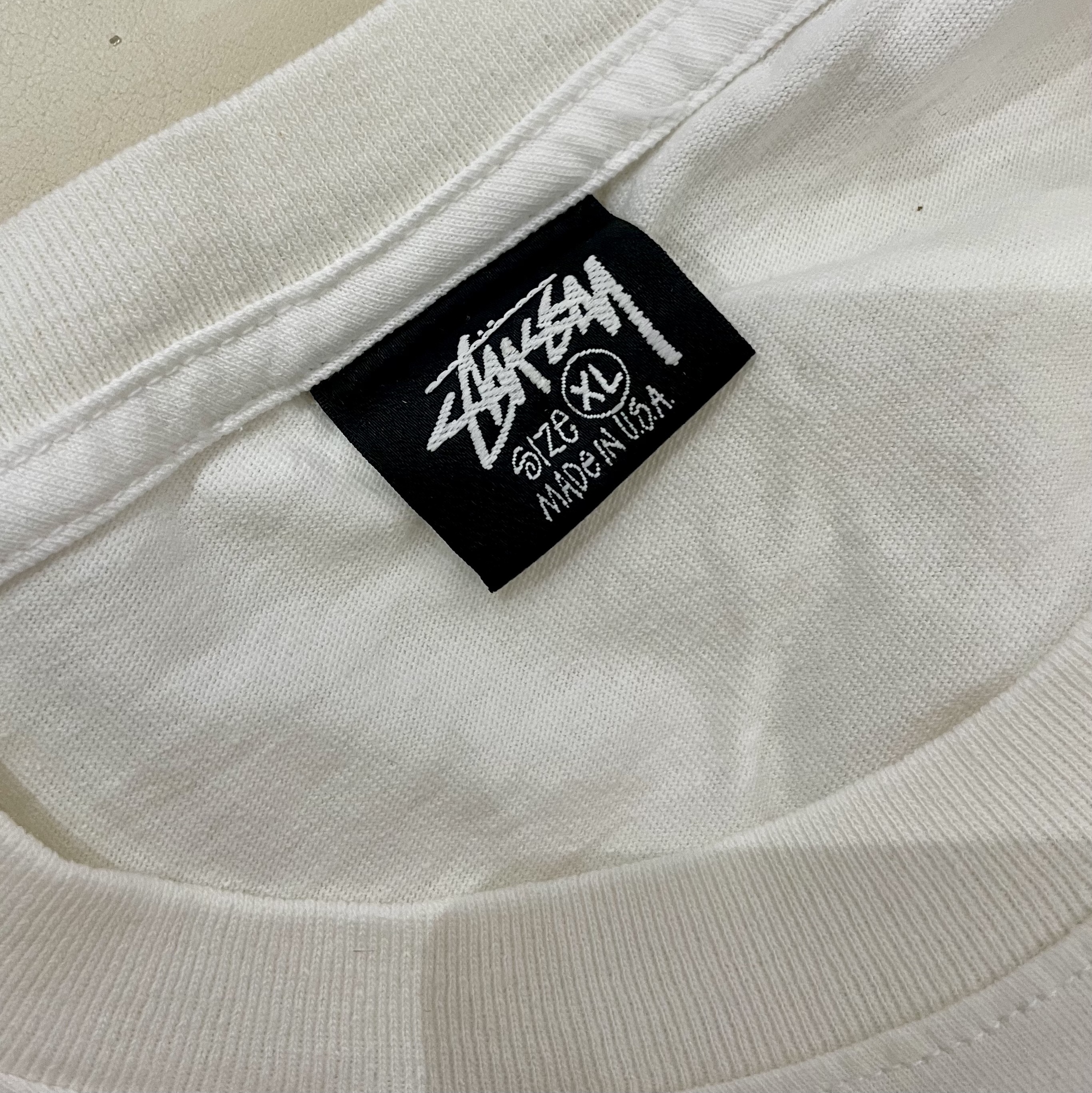 Stussy x Heal The Bay Ocean Pigment Dyed T-Shirt Natural 착용 스타일 - 2