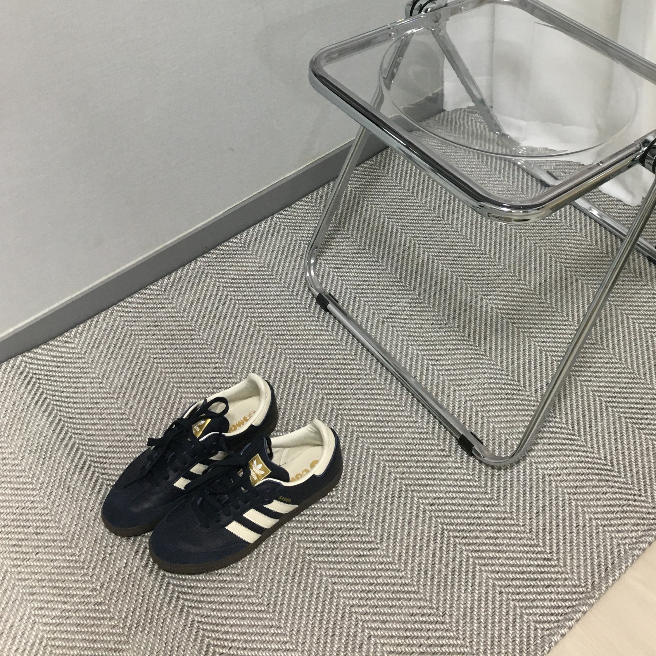 Adidas Samba OG Night Navy Cream White 착용 스타일