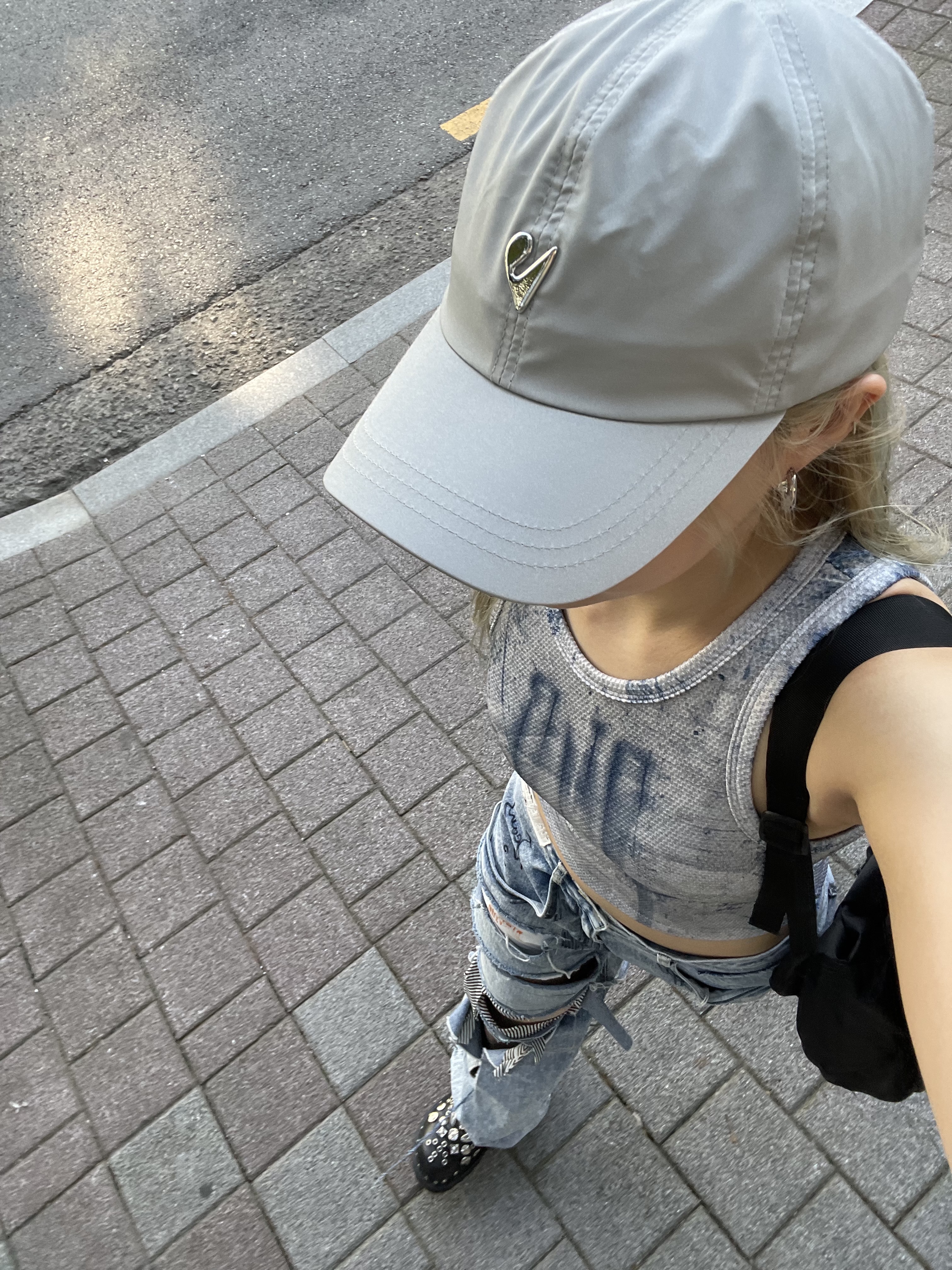 Toga Virilis AJ1066 Mules Leather Black, Arc'teryx Index 15 Backpack Black 착용 스타일