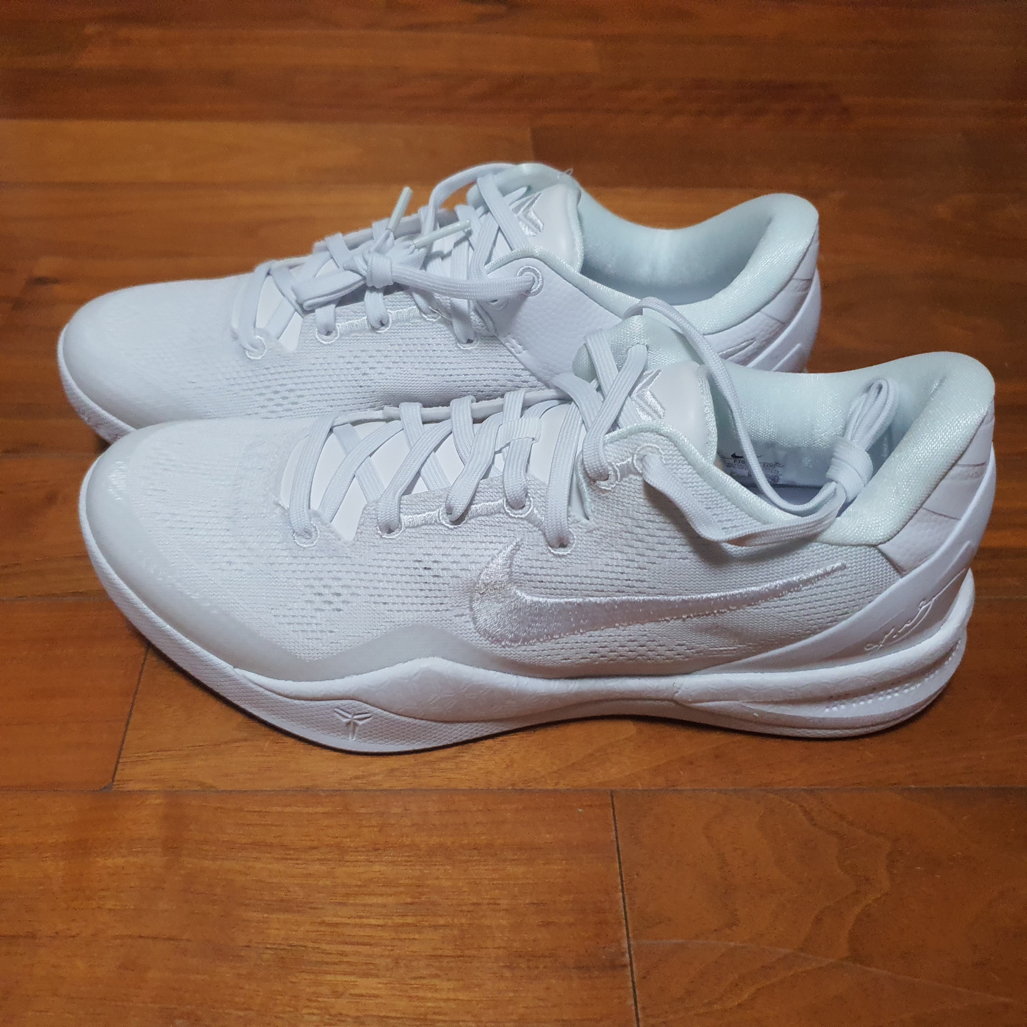Nike Kobe 8 Protro Halo 착용 스타일