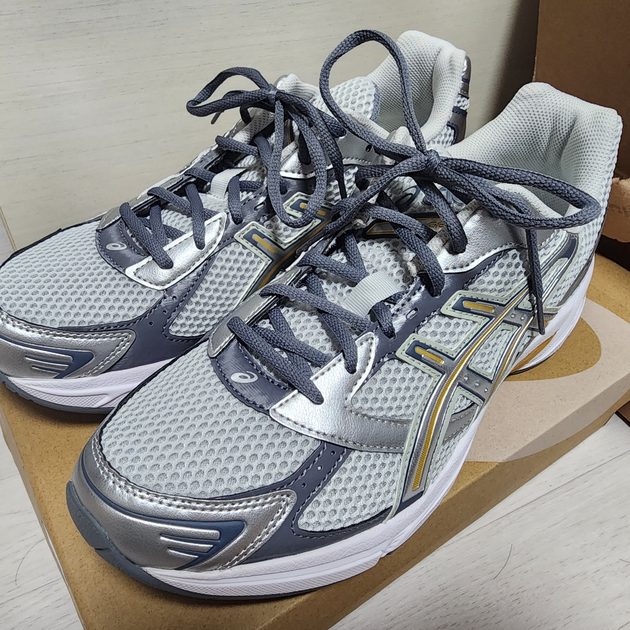 Asics Gel-1130 Polar Shade Pure Silver 착용 스타일 - 4
