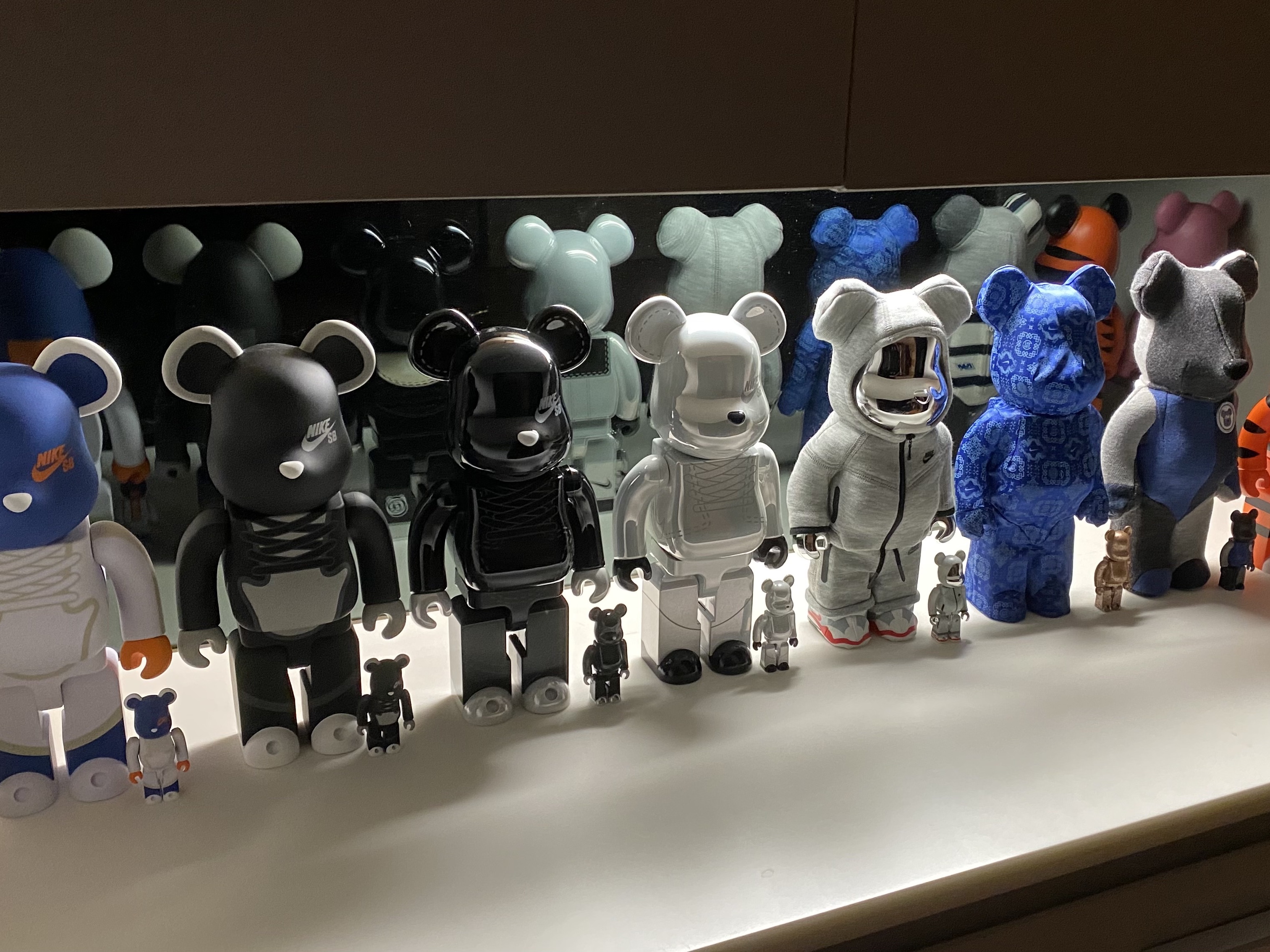 Bearbrick x Nike Tech Fleece N98 100% & 400& Set, Bearbrick x Clot x Nike 100% & 400% Set Royale University Blue Silk 착용 스타일 - 2