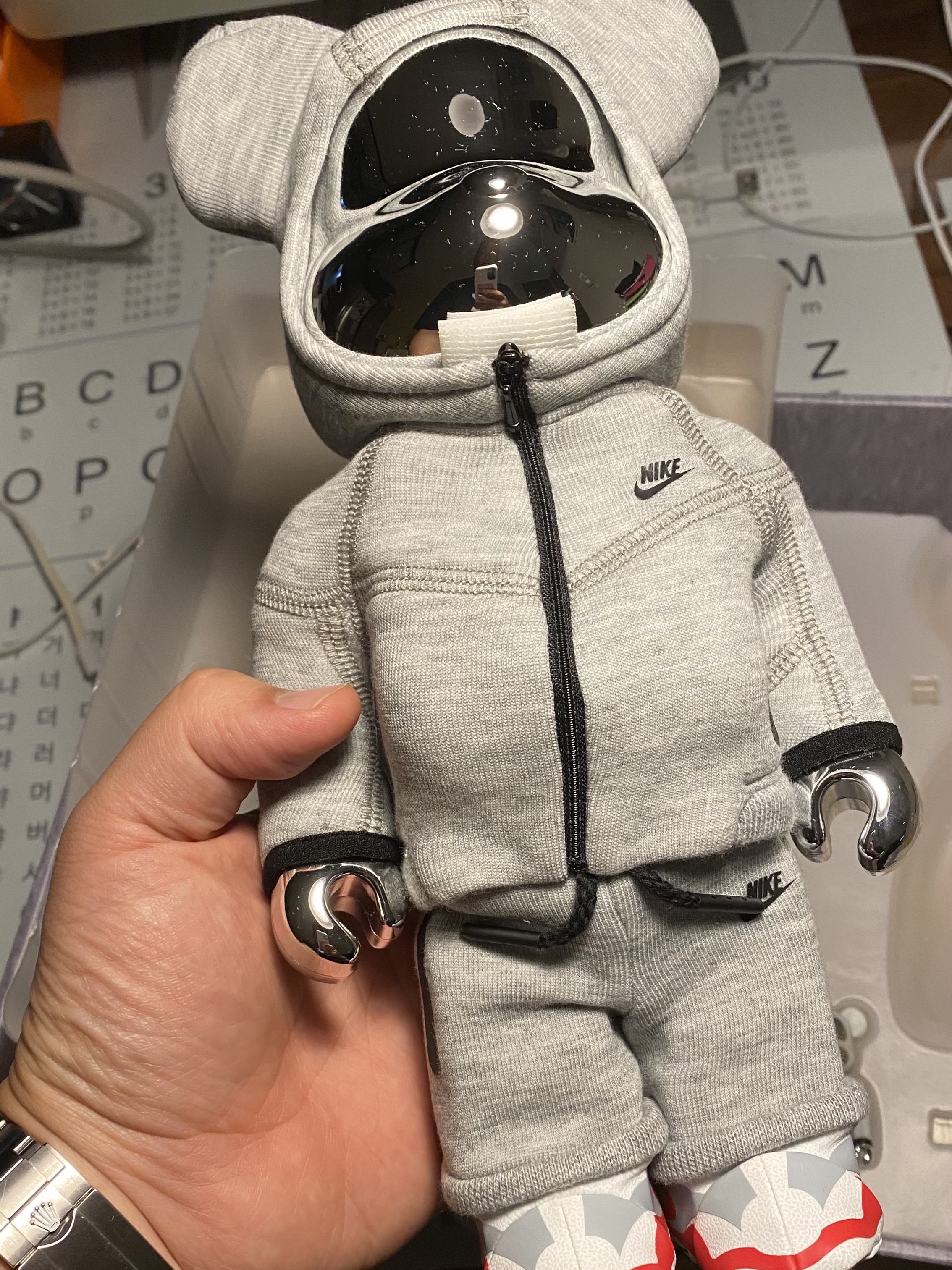 Bearbrick x Nike Tech Fleece N98 100% & 400& Set 착용 스타일 - 2