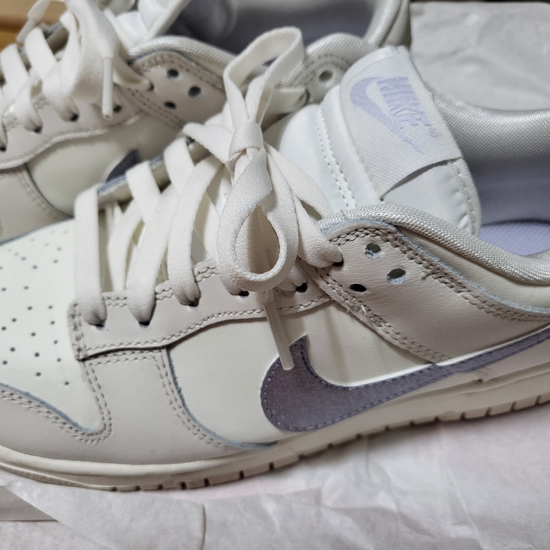 (W) Nike Dunk Low ESS Trend Sail Oxygen Purple 착용 스타일