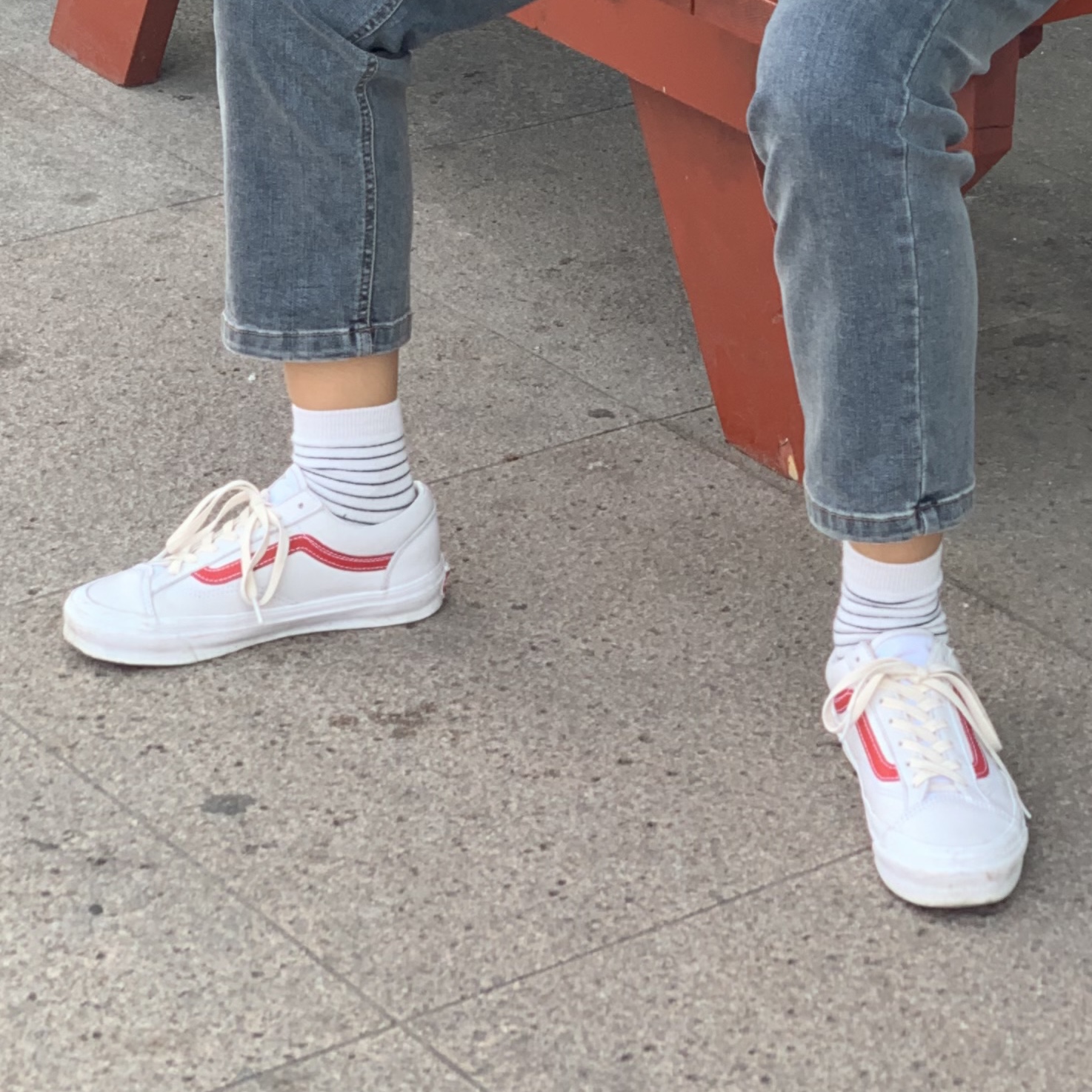Vans Vault OG Style 36 LX Red 착용 스타일