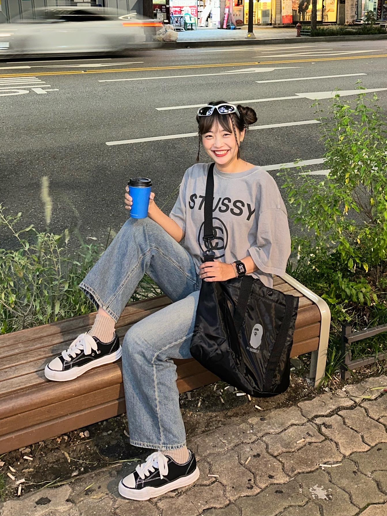 Maison Mihara Yasuhiro Peterson OG Sole Canvas Low Sneakers Black, Stussy Pigment Dyed Stussy No.4 T-Shirt Grey 착용 스타일 - 2