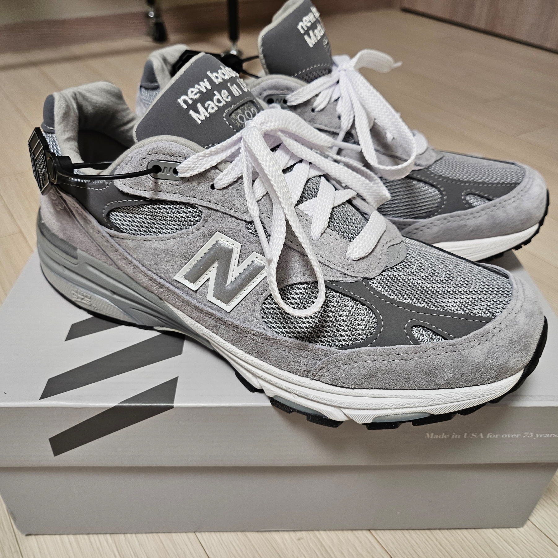 New Balance 993 Made in USA Grey - D Standard 착용 스타일
