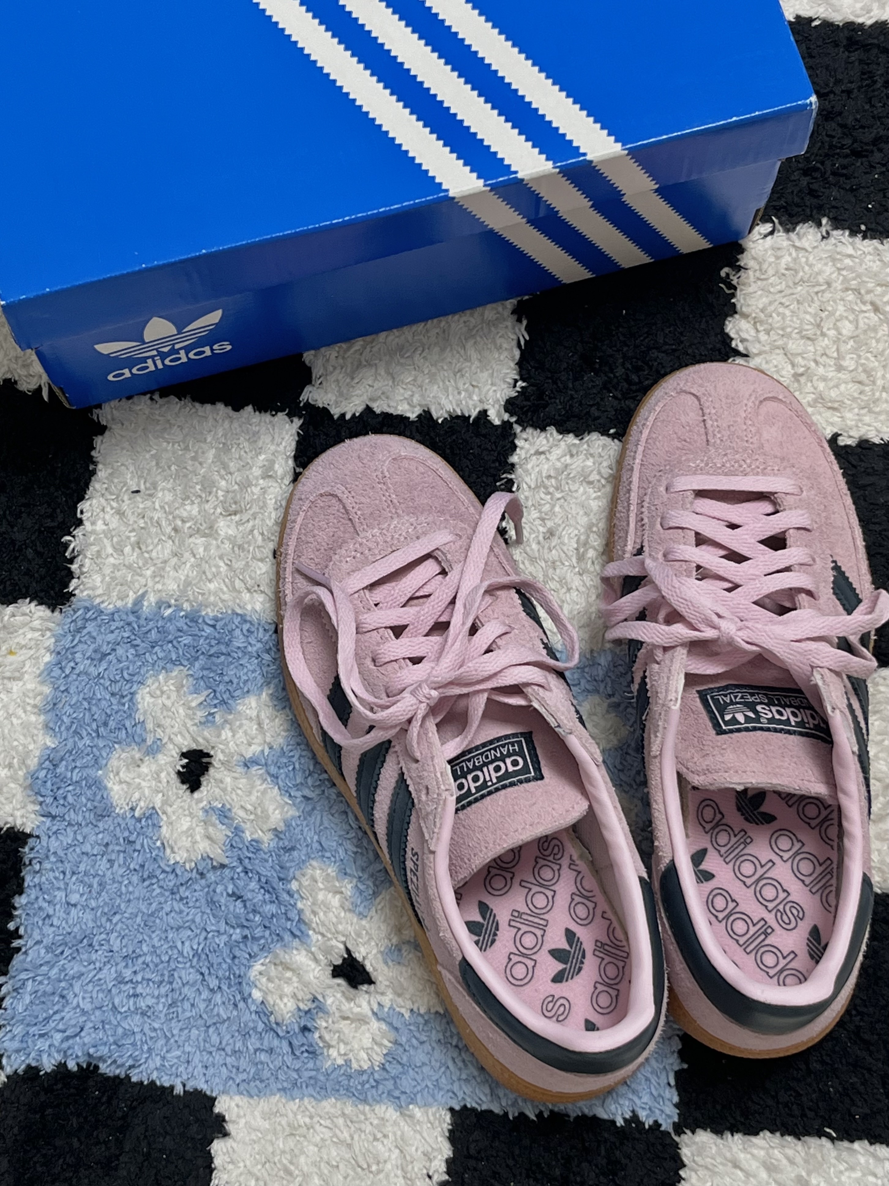 (W) Adidas Spezial Handball Clear Pink 착용 스타일