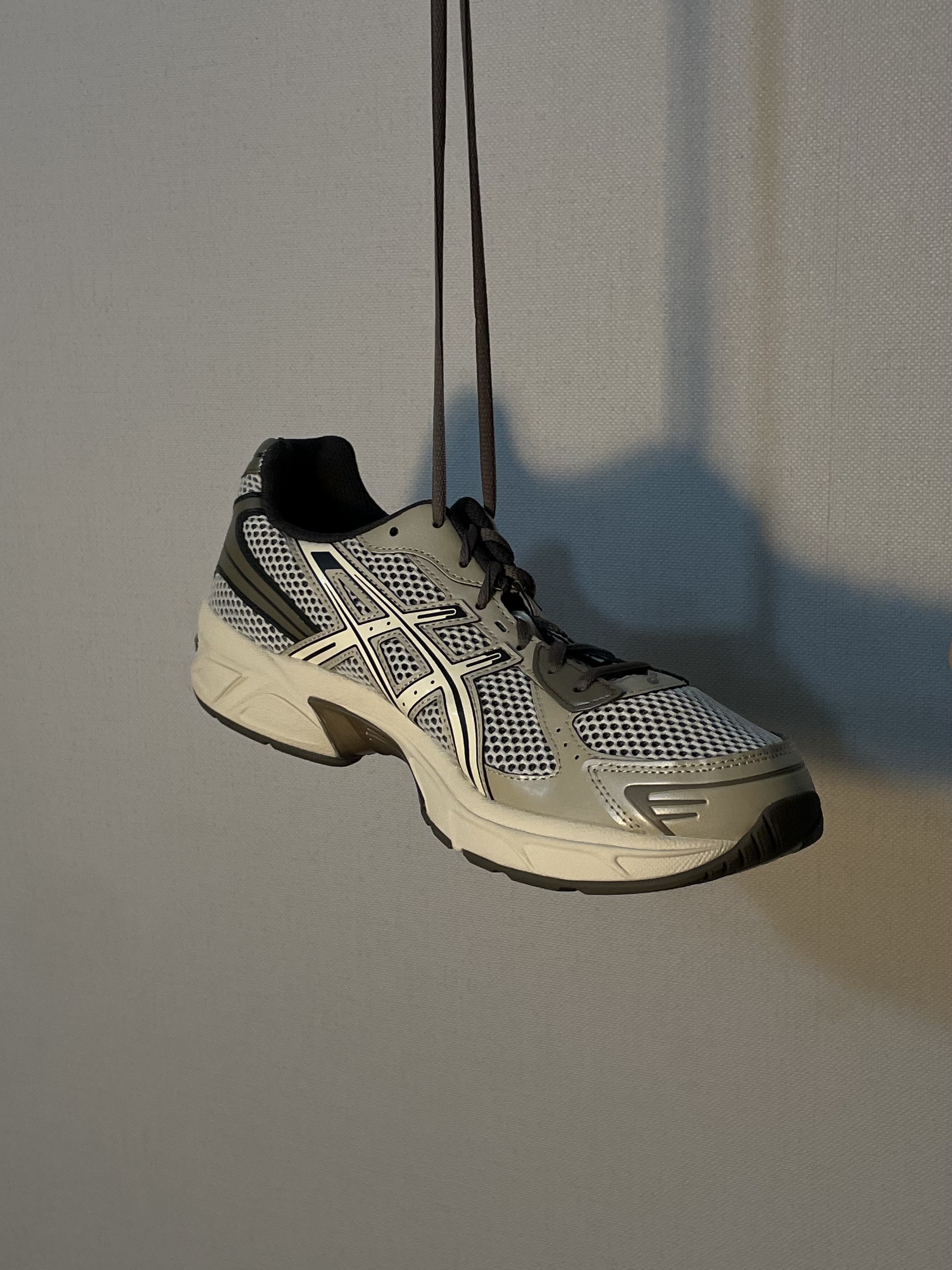 Asics Gel-1130 Birch Dark Taupe - Korea Exclusive 착용 스타일