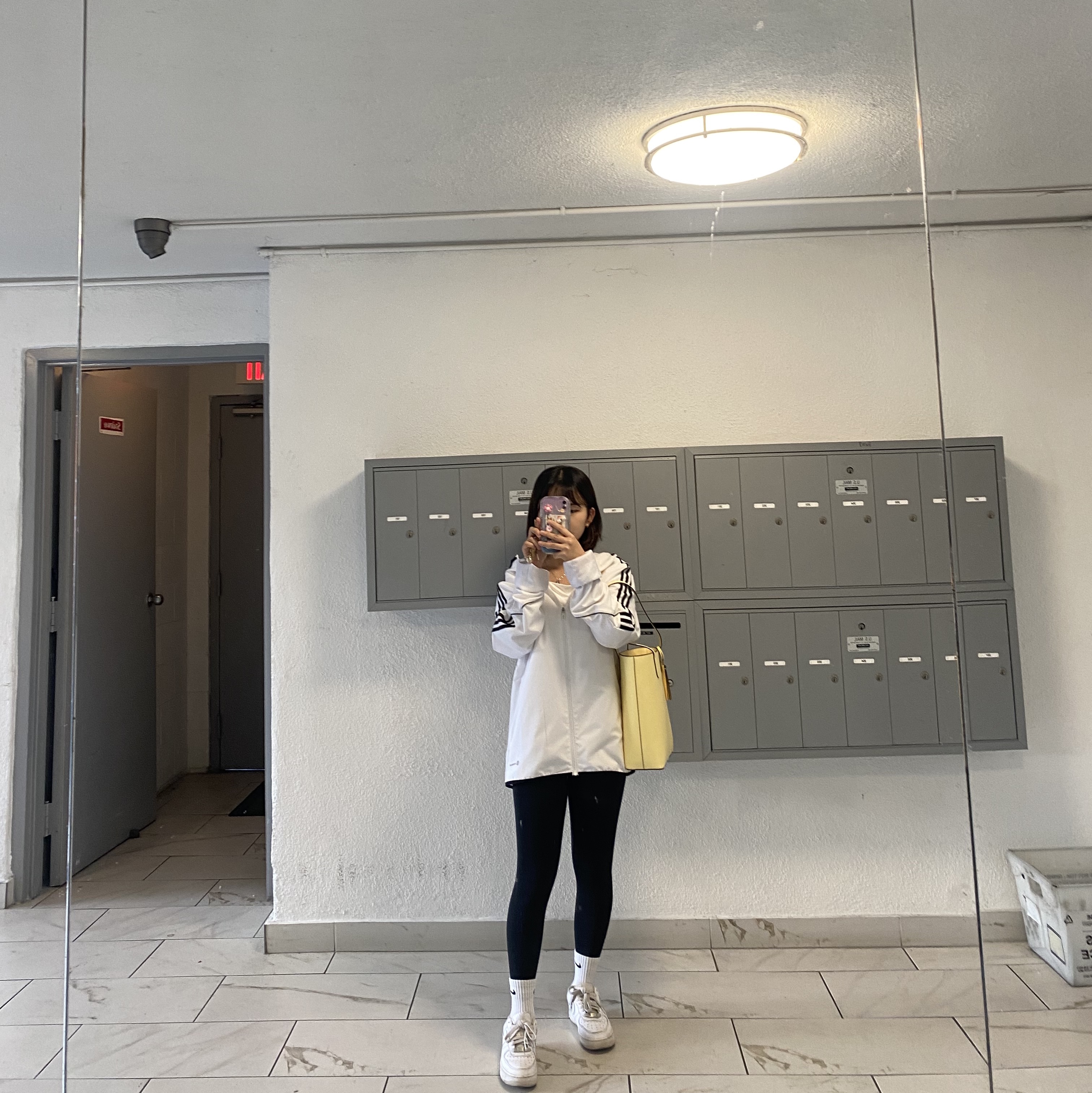 (W) Nike Air Force 1 '07 Low White, Adidas Tiro 23 League Windbreaker Jacket White - KR Sizing 착용 스타일