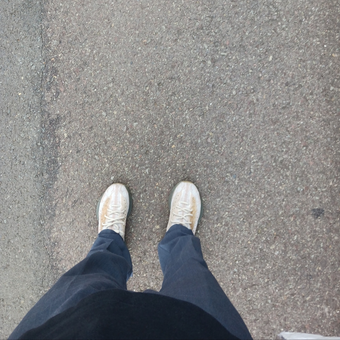Adidas Yeezy Boost 380 Pepper - Reflective 착용 스타일 - 2