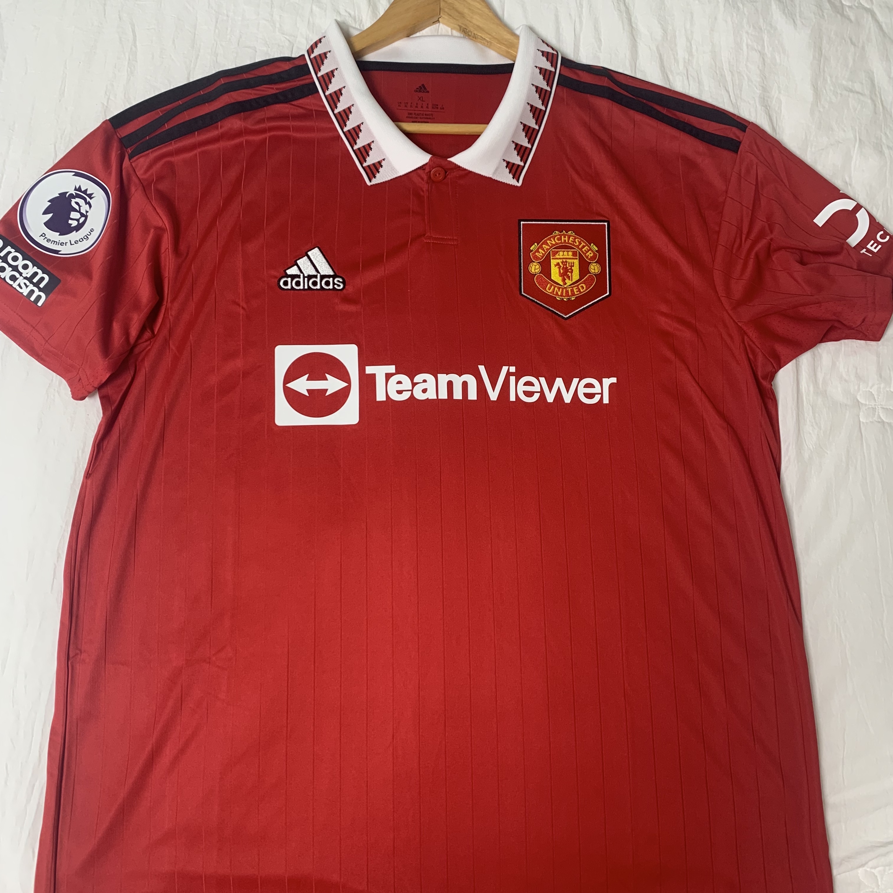 Adidas Manchester United 2022/23 Home Jersey Real Red - US Sizing (Non Marking Ver.) 착용 스타일 - 3
