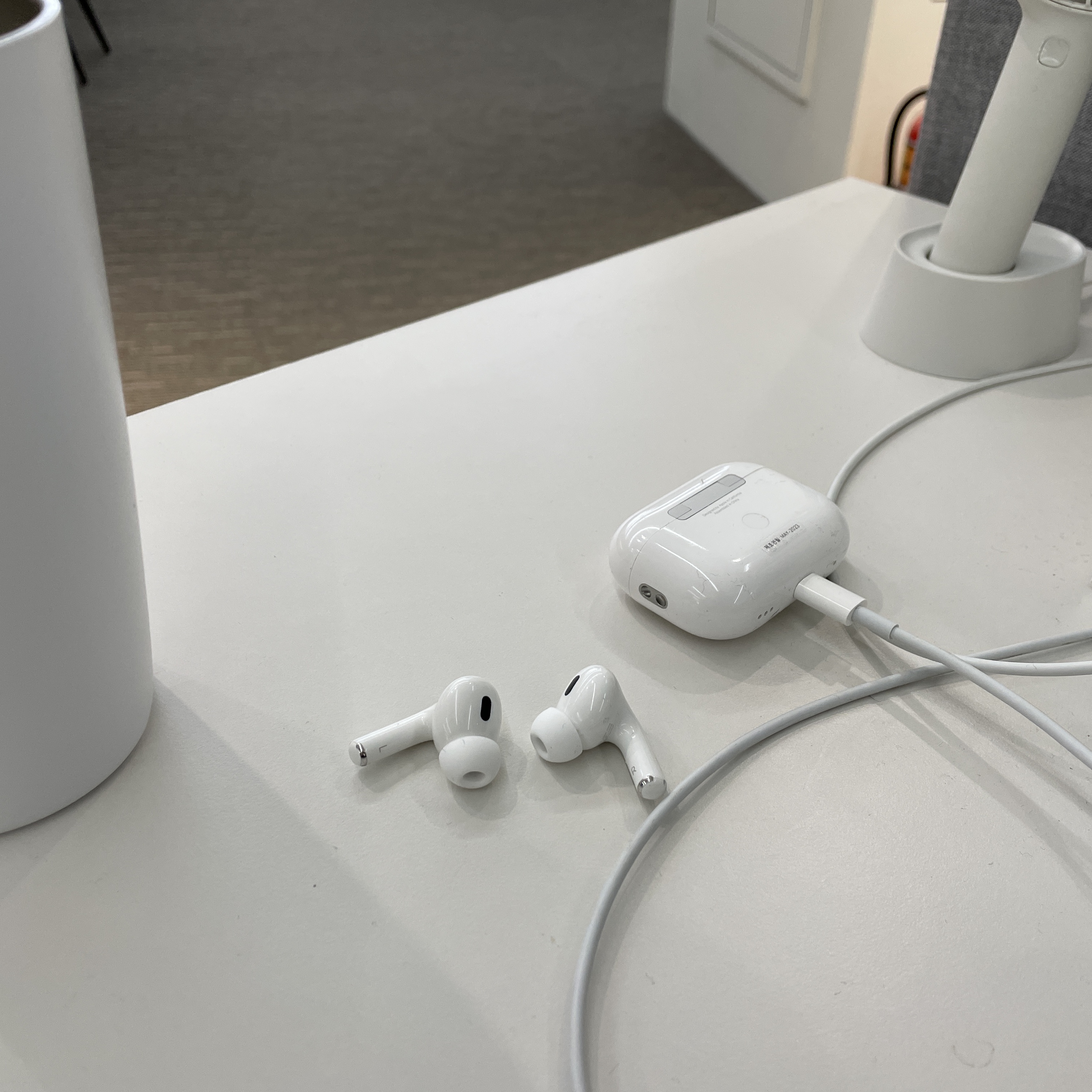 Apple AirPods Pro 2nd Gen (Korean Ver.) 착용 스타일
