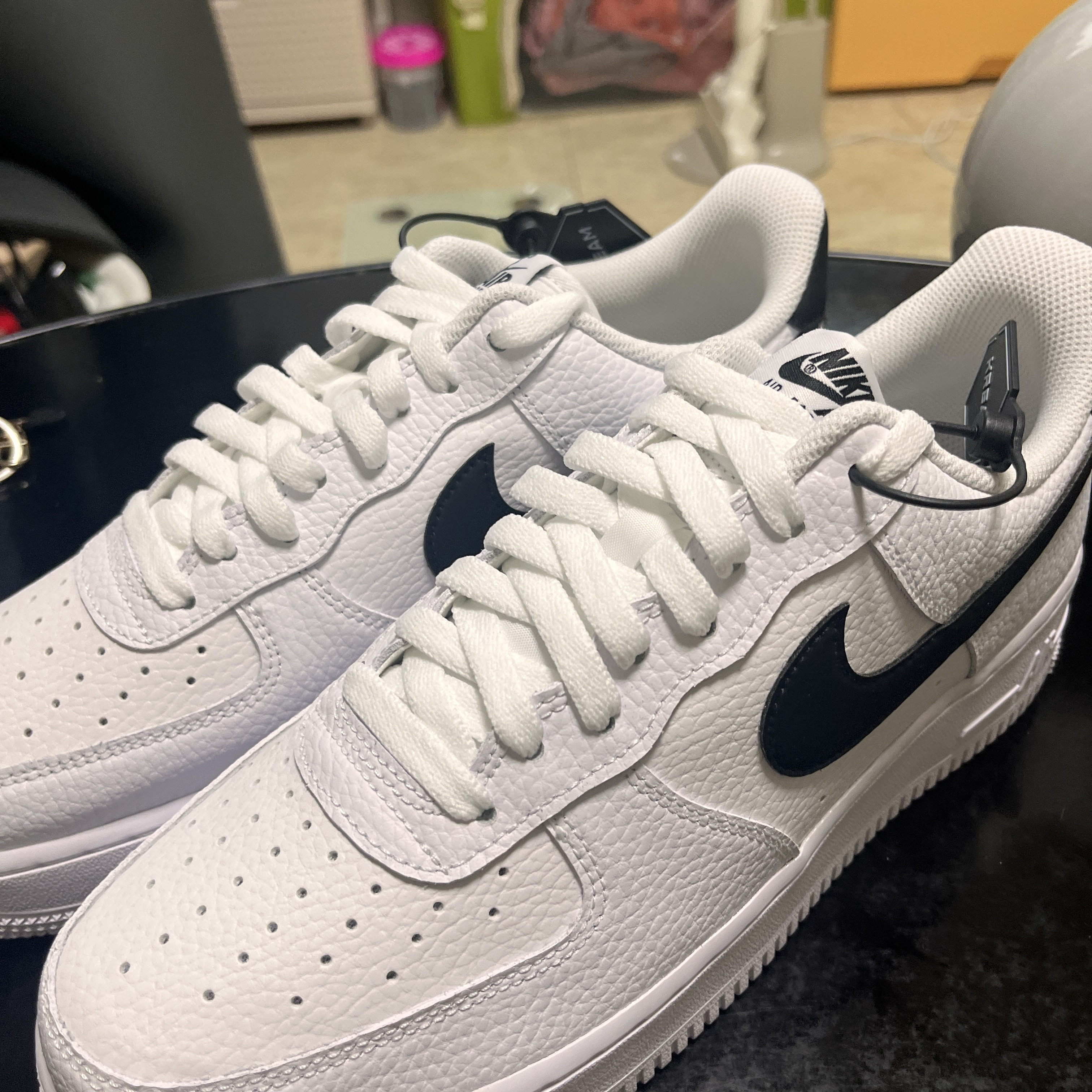 Nike Air Force 1 '07 White Black 착용 스타일