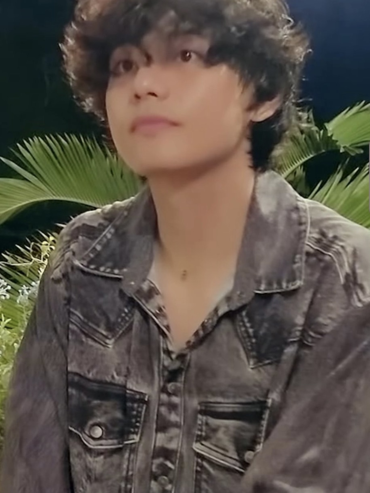 Diesel S-Gils-Dnm Fluid Shirt with Denim Trompe L’Oeil Dark Grey 착용 스타일