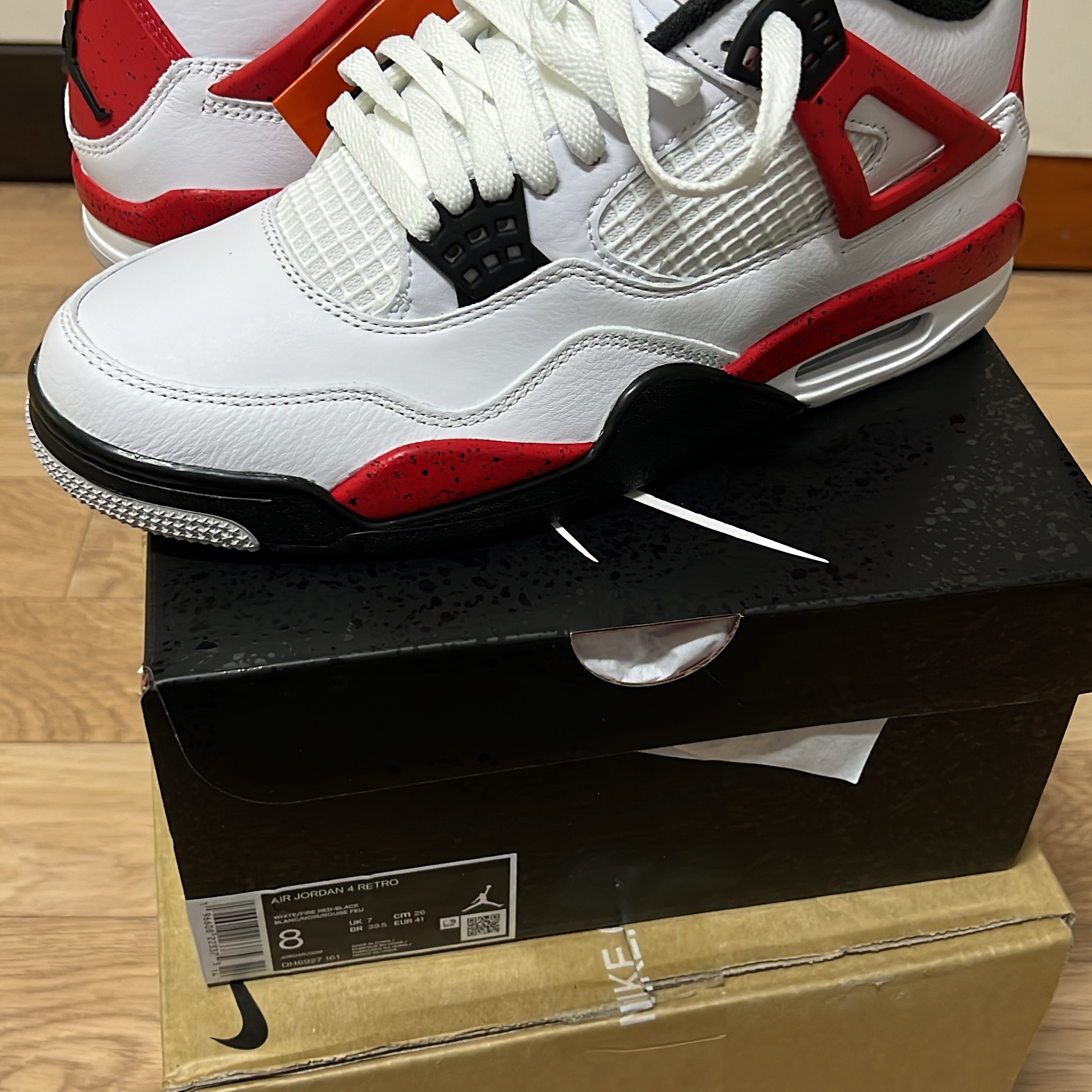 Jordan 4 Retro Red Cement 착용 스타일 - 4