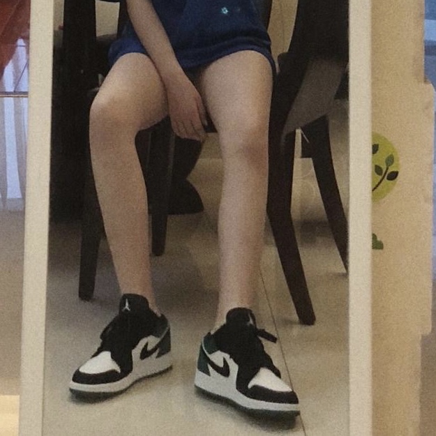 (GS) Jordan 1 Low Black Mystic Green 착용 스타일