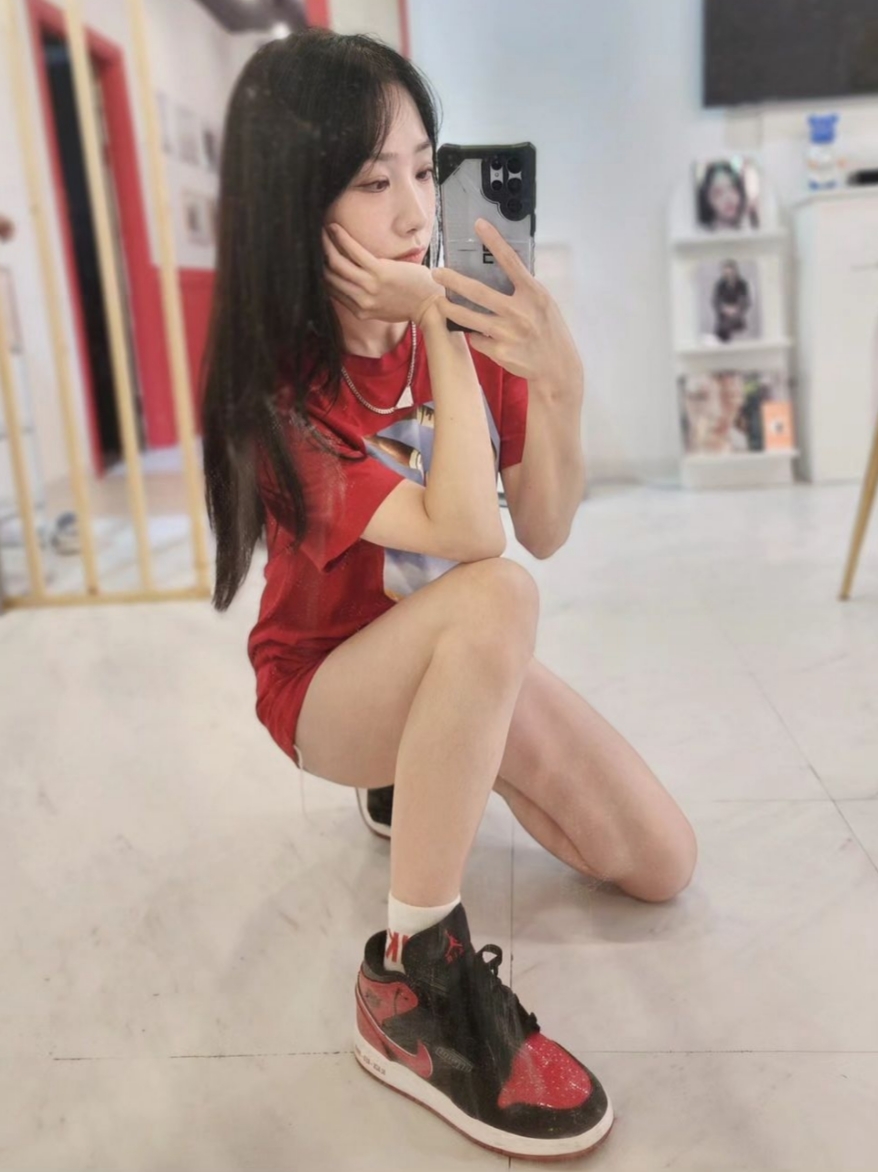 (GS) Jordan 1 Mid Bred 착용 스타일