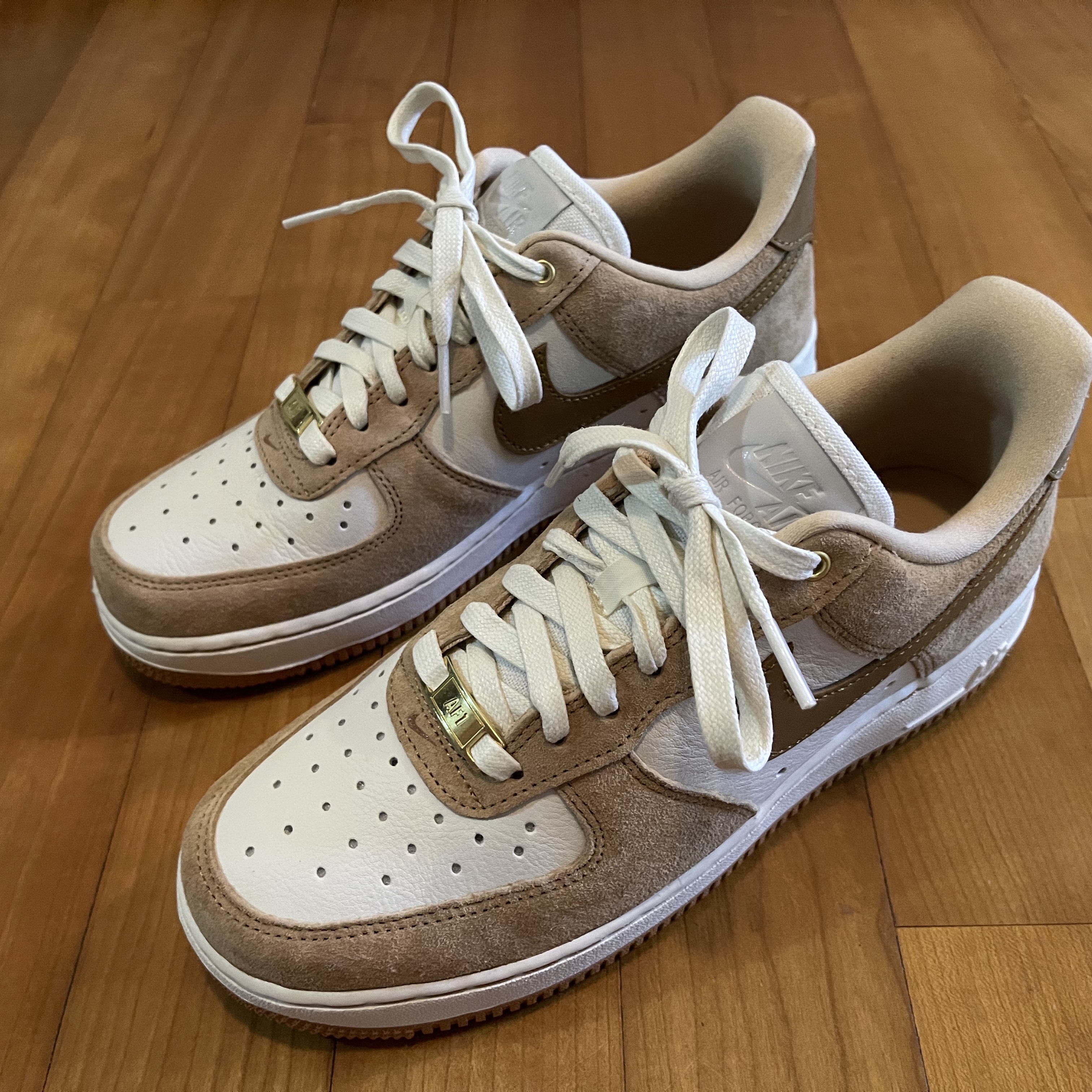 (W) Nike Air Force 1 LXX Flax 착용 스타일 - 1