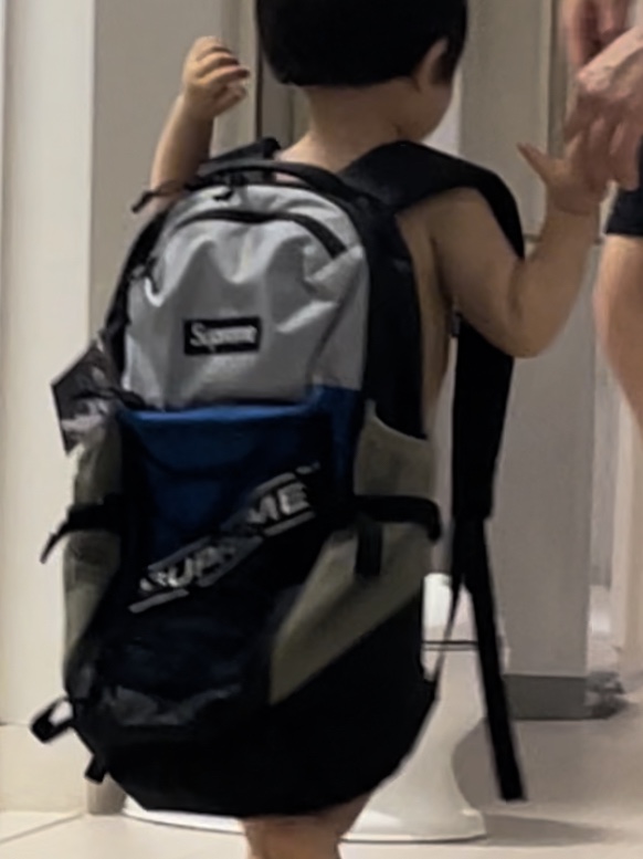Supreme Backpack Blue - 23FW 착용 스타일