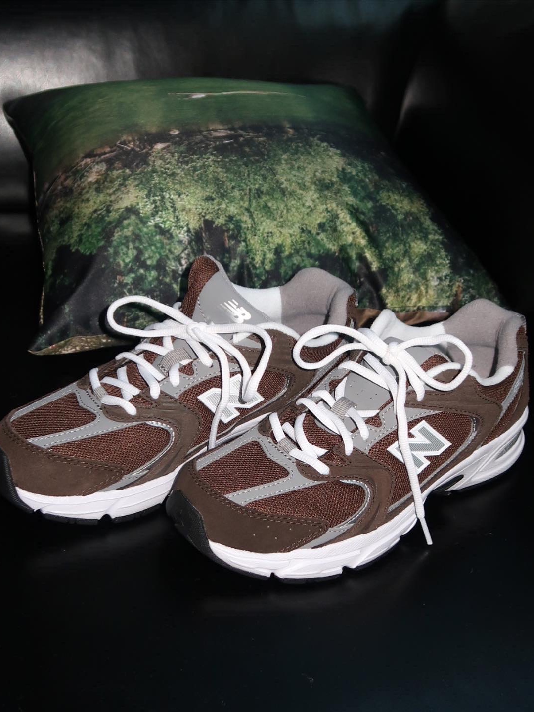New Balance 530 Rich Earth 착용 스타일 - 2