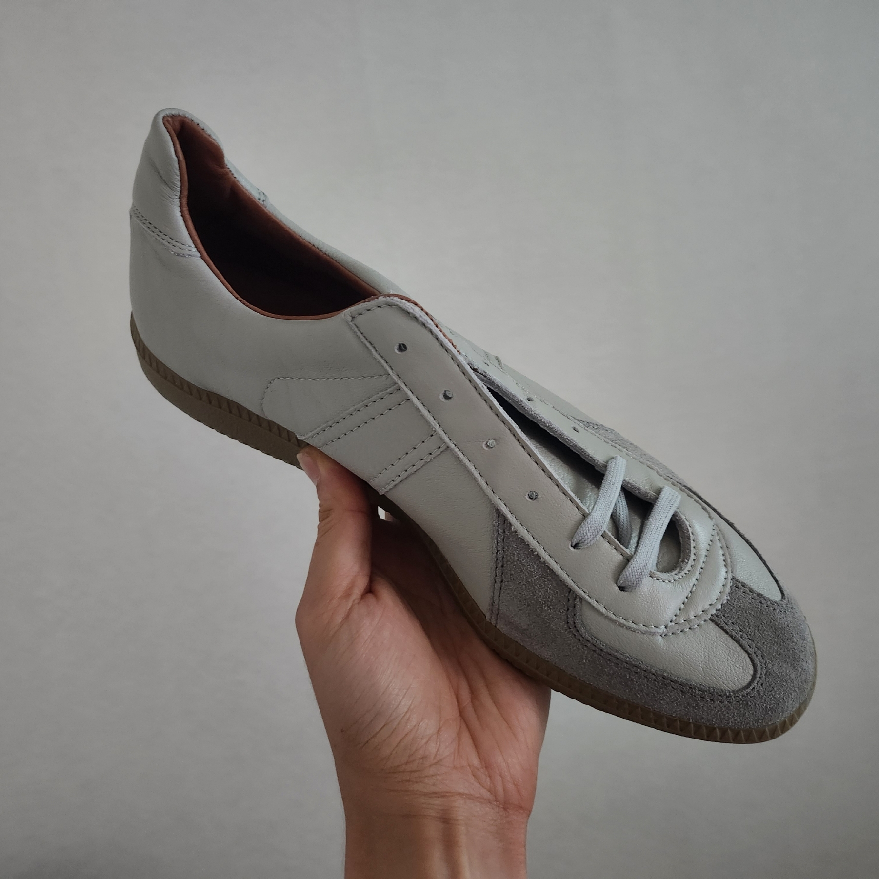 Reproduction of Found German Military Trainer 1700L Light Gray 착용 스타일 - 1