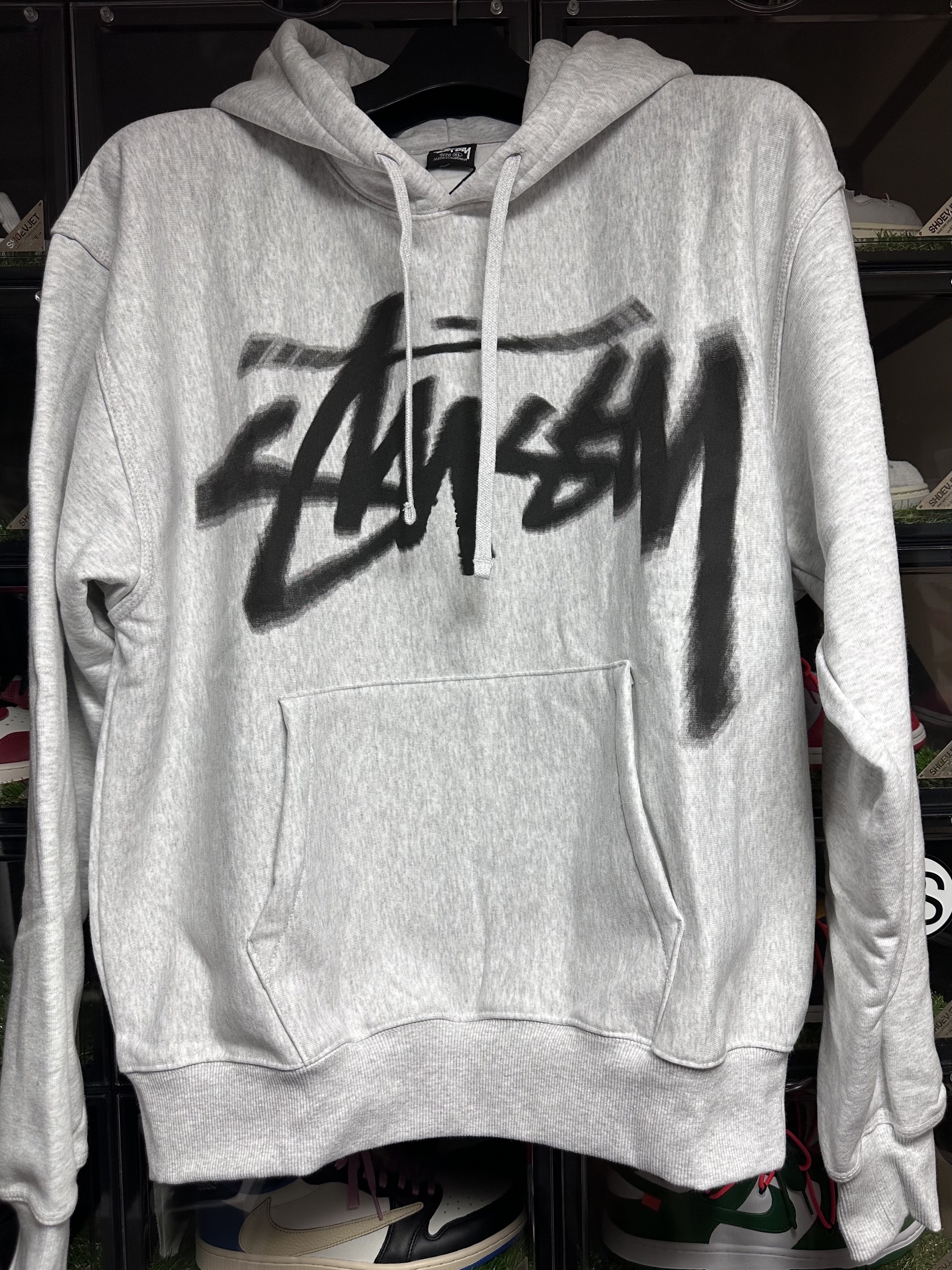 Stussy Dizzy Stock Hoodie Ash Heather 착용 스타일 - 2