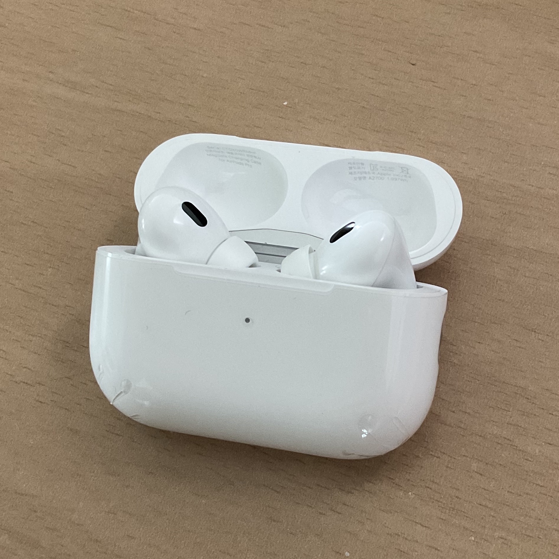 Apple AirPods Pro 2nd Gen (Korean Ver.) 착용 스타일