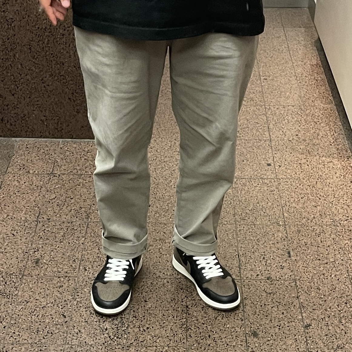Jordan 1 Retro High OG Palomino 착용 스타일 - 2