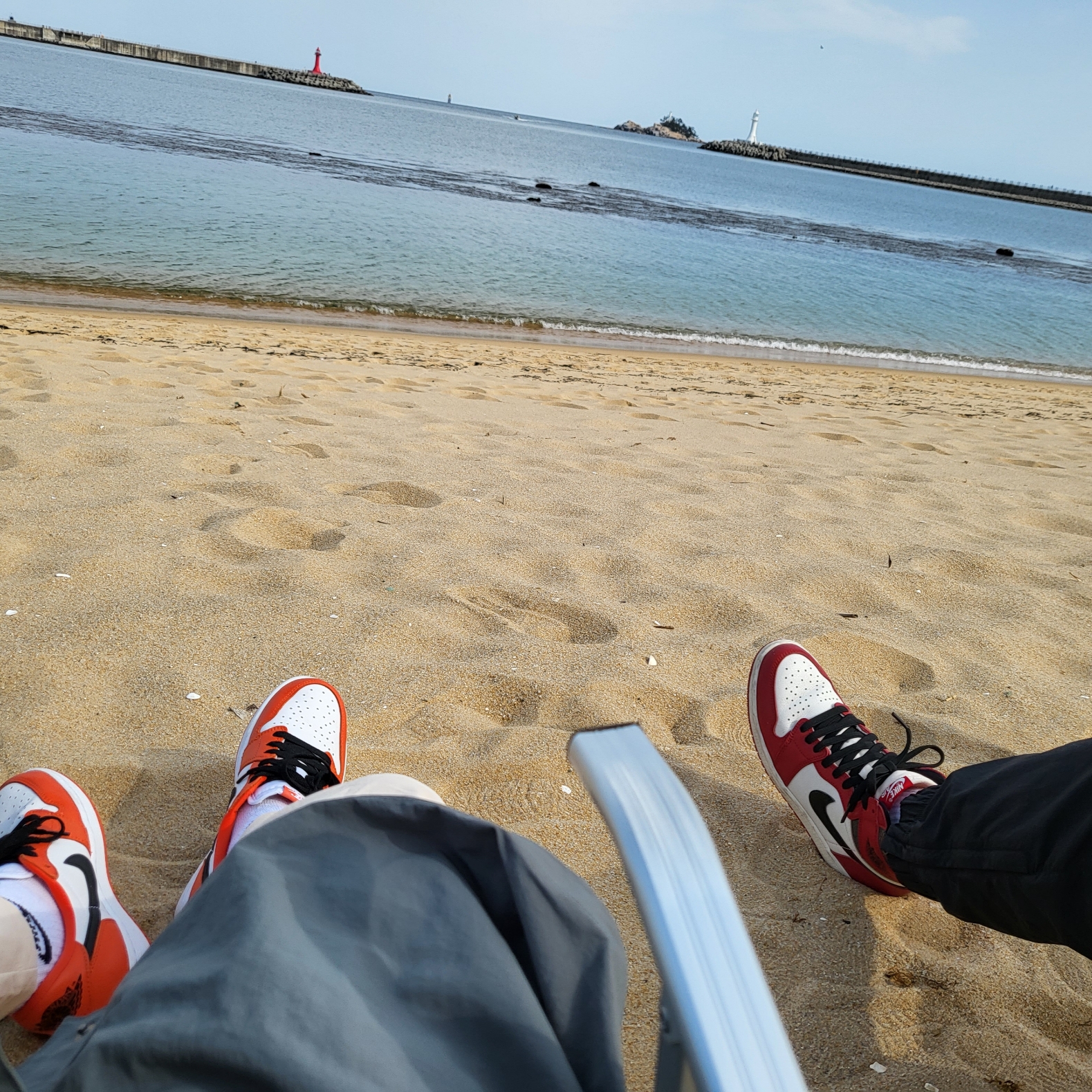 Jordan 1 Retro High OG Chicago 2022, Jordan 1 Low OG Starfish 착용 스타일