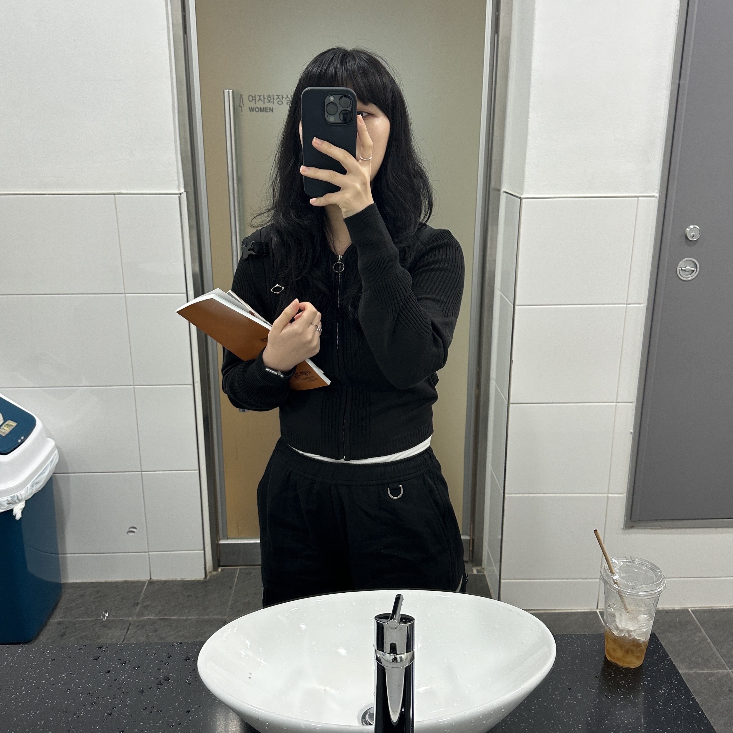 (W) Mischief Rhombus Knitted Hoodie Black, (W) Mischief Drawstring Pants Black 착용 스타일 - 4