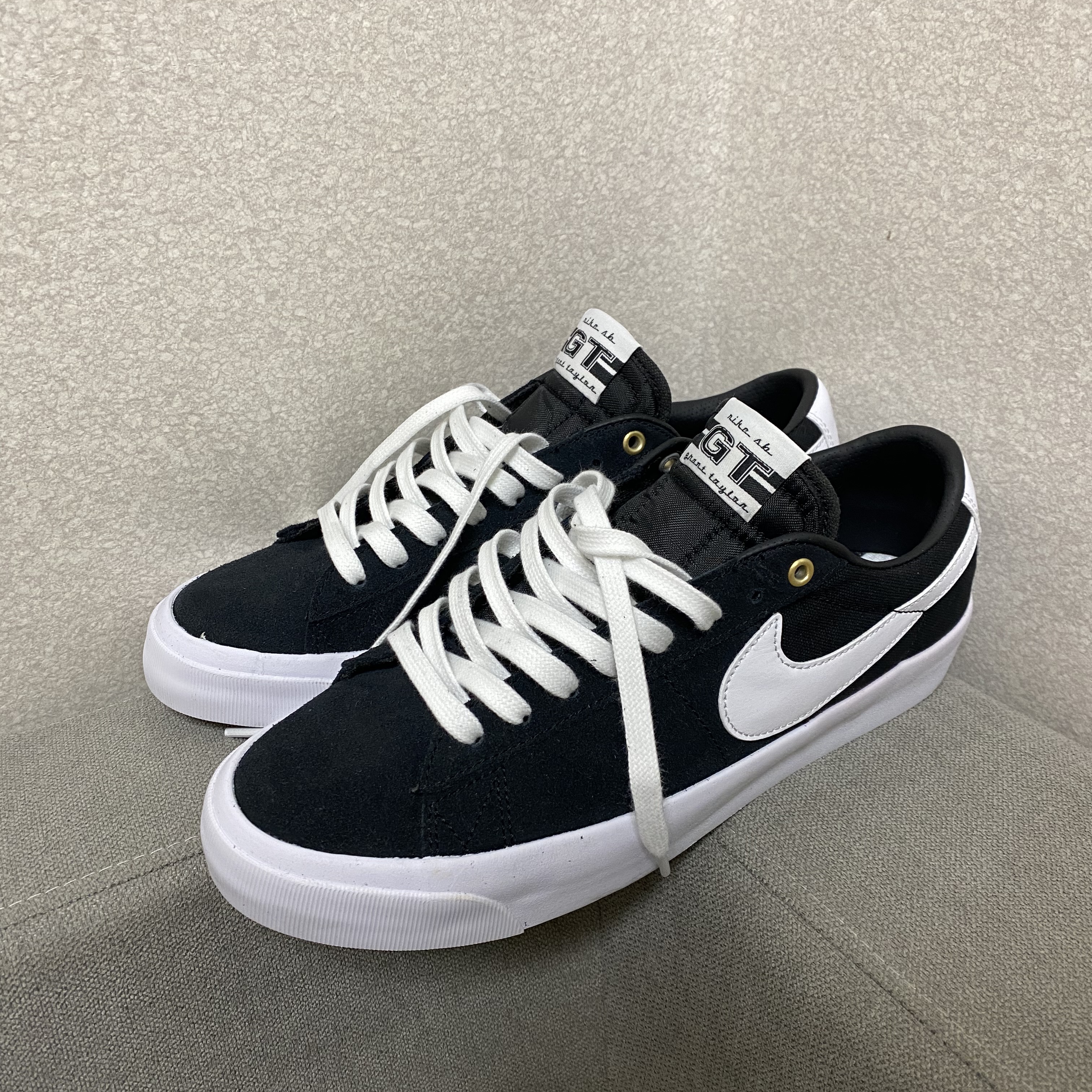 Nike SB Zoom Blazer Low Pro GT Black 착용 스타일 - 2