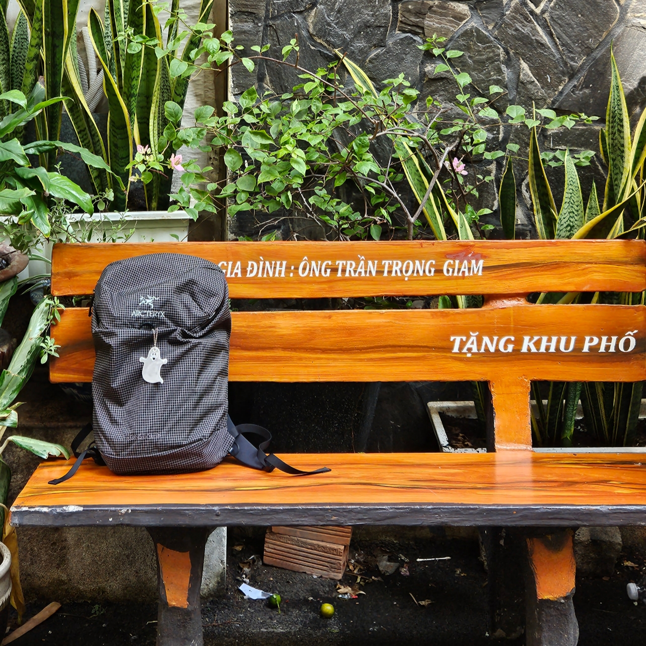 Arc'teryx Konseal 15 Backpack Black 착용 스타일 - 1
