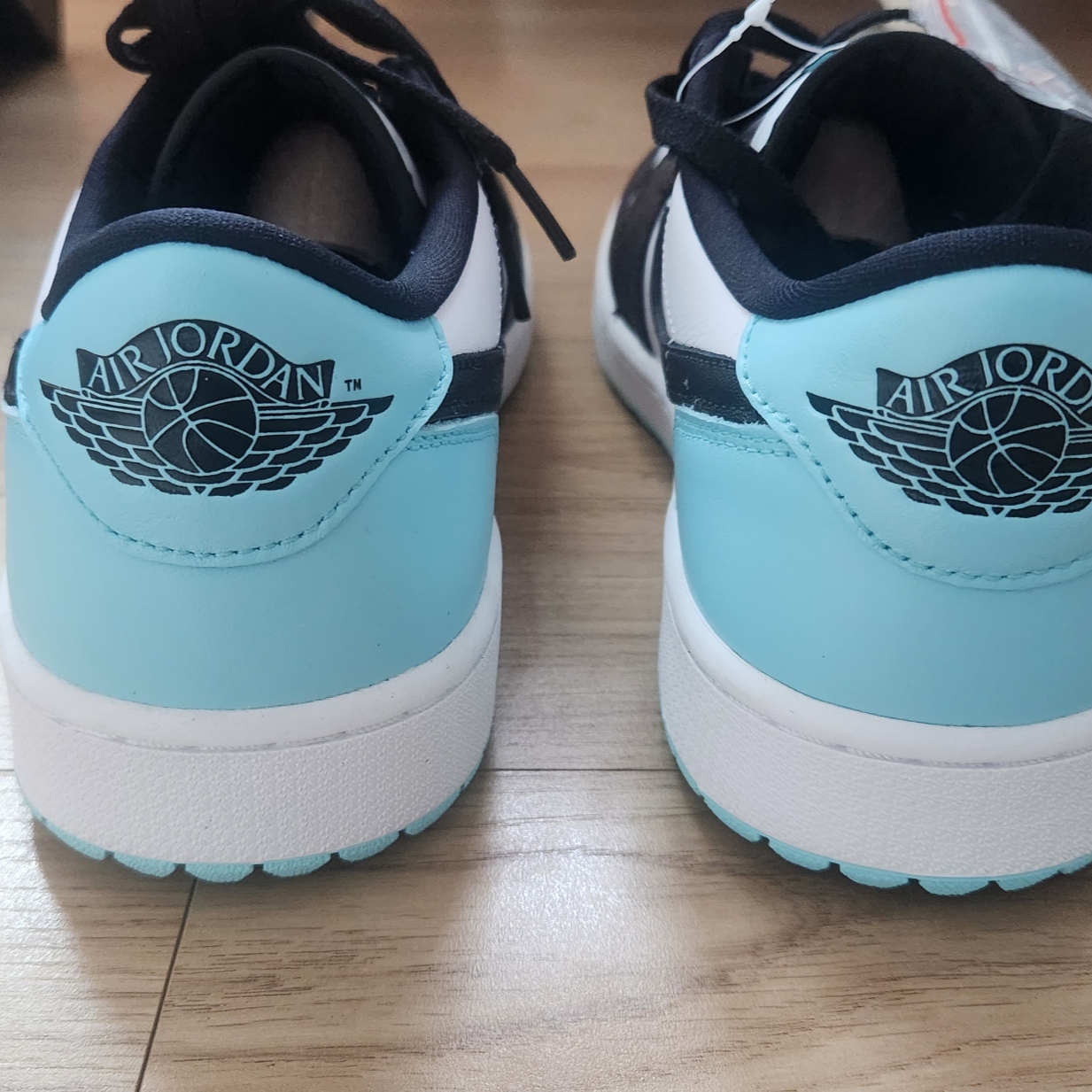 Jordan 1 Low Golf Copa 착용 스타일 - 3