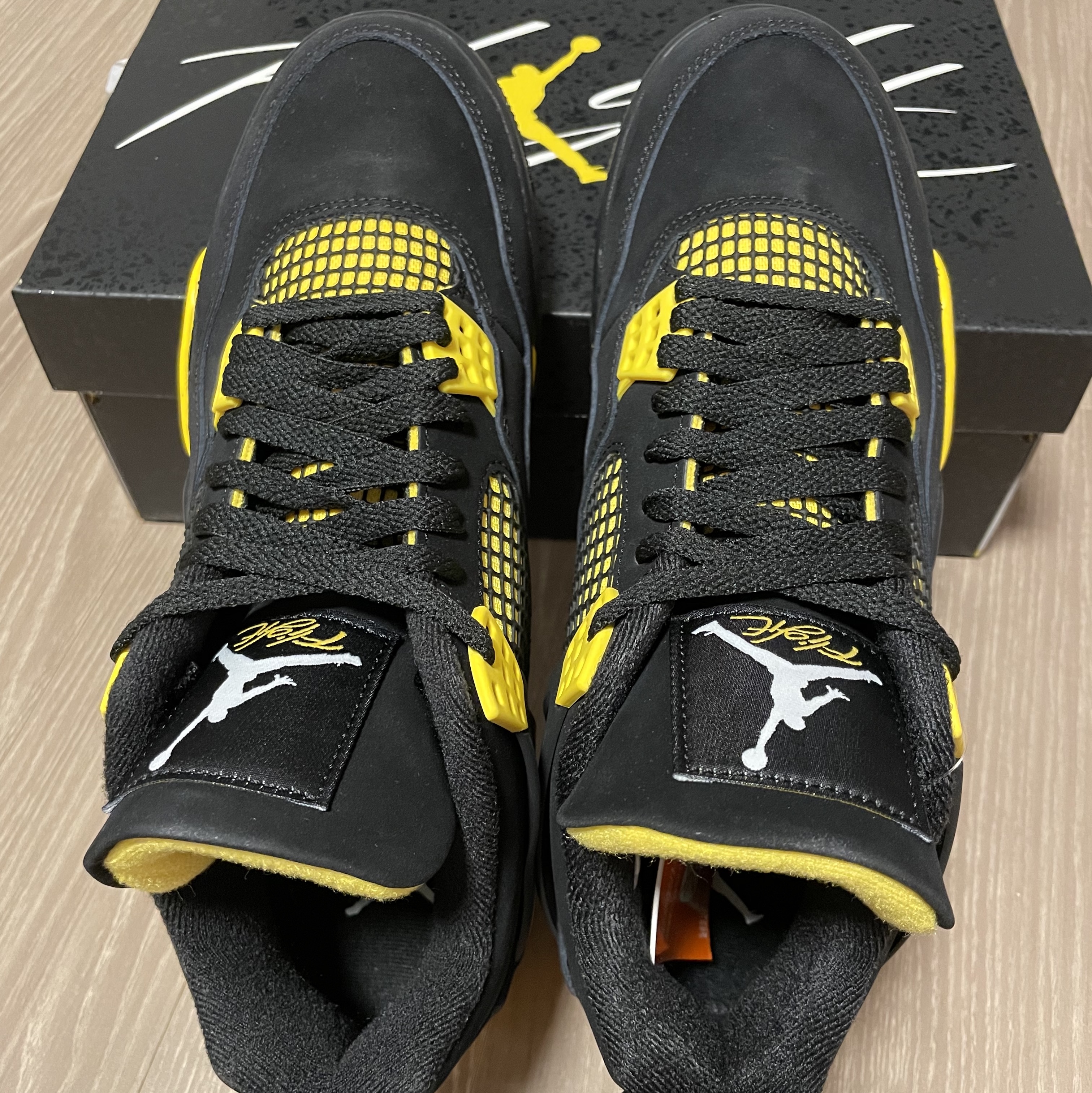 Jordan 4 Retro Thunder 2023 착용 스타일 - 4