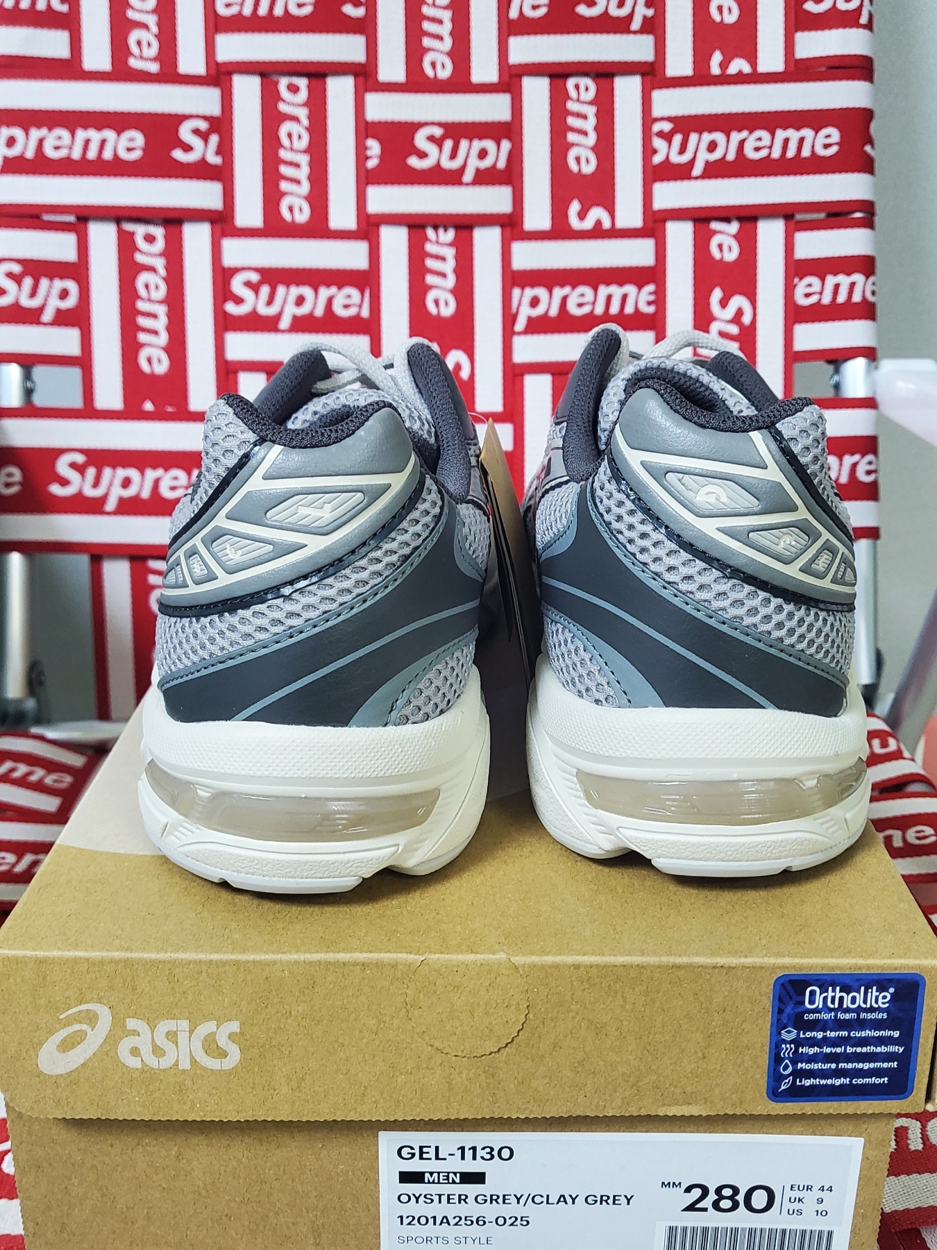Asics Gel-1130 Oyster Grey Clay Grey 착용 스타일 - 2