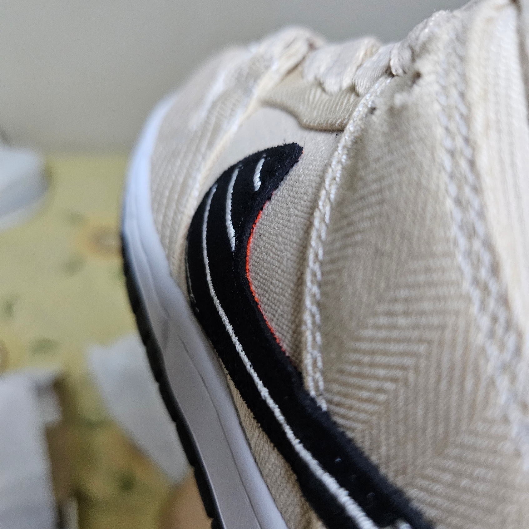 Nike x Albino & Preto SB Dunk Low Fossil Black 착용 스타일 - 2