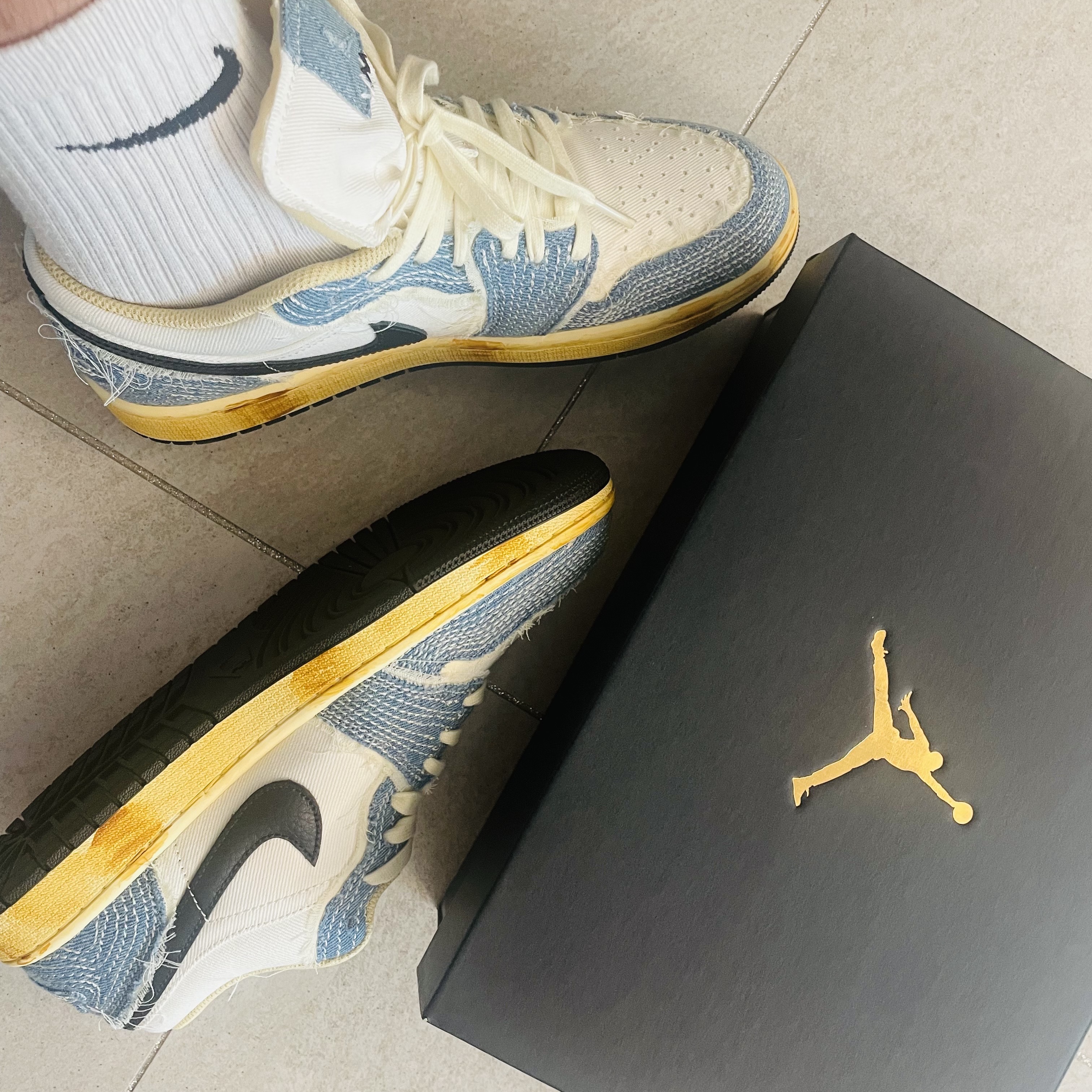 Jordan 1 Low World Make Japan 착용 스타일