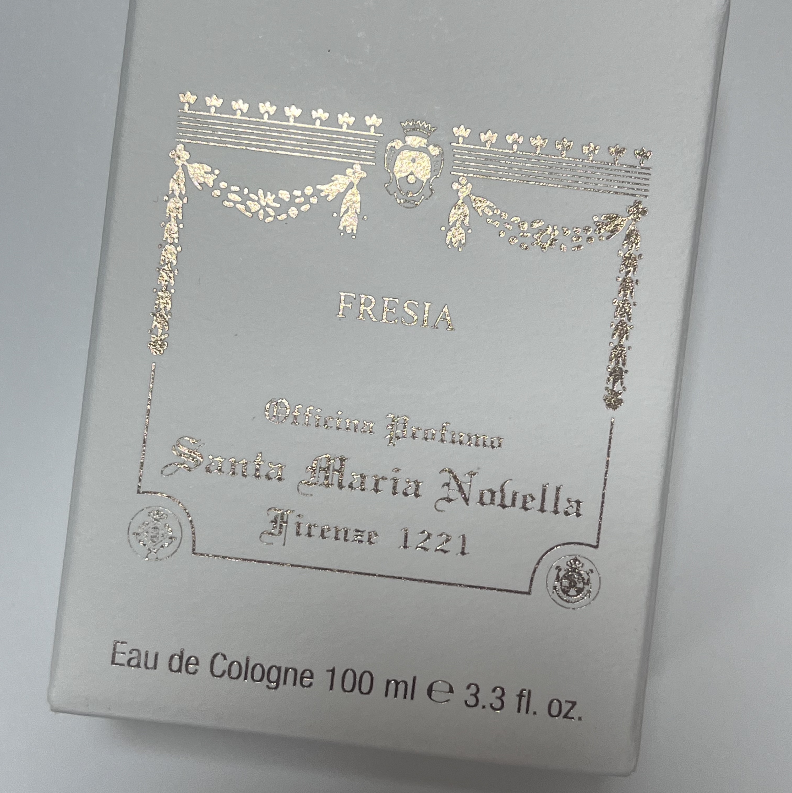Santa Maria Novella Fresia Eau de Cologne 100ml 착용 스타일