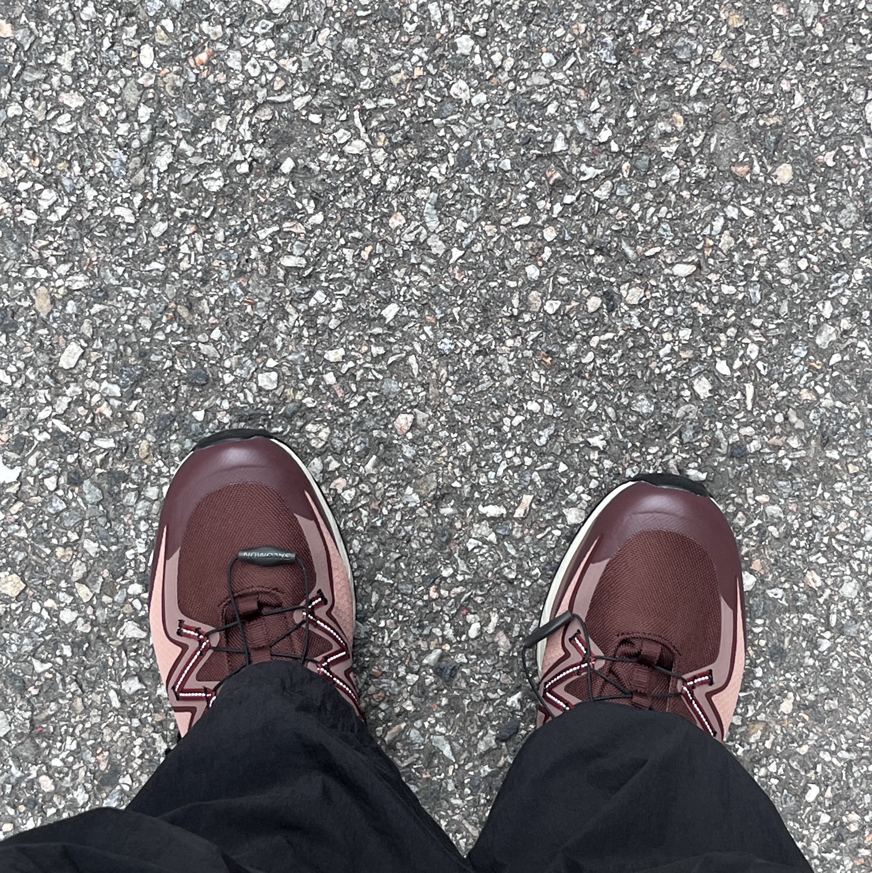 Salomon XT-Rush Utility Bitter Chocolate 착용 스타일