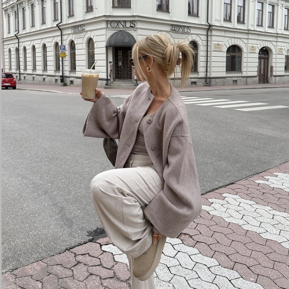 (W) UGG Classic Mini II Boots Goat 착용 스타일