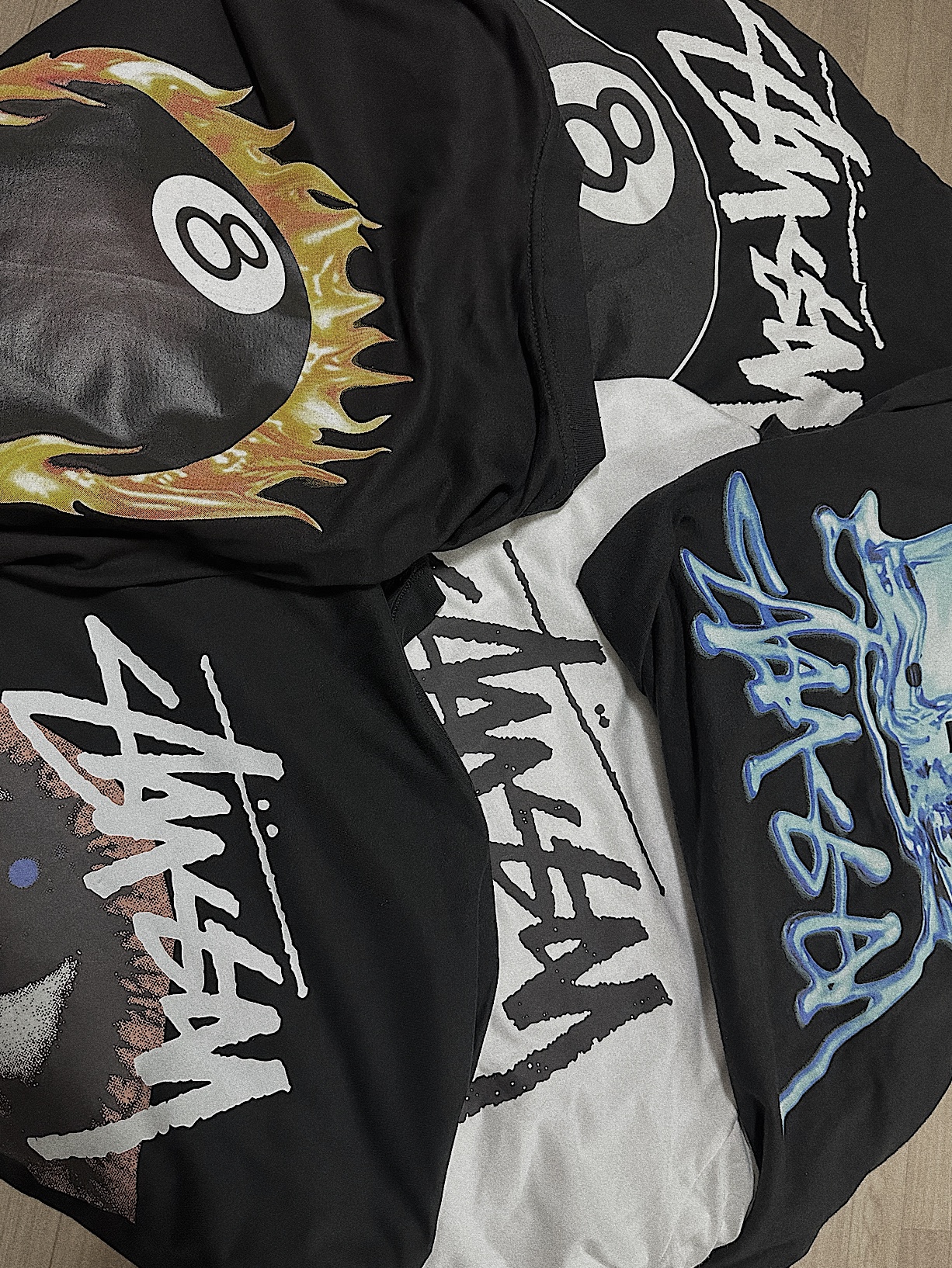 Stussy 8 Ball T-Shirt Black - 22SS, Stussy Basic Stussy T-Shirt White 2023 착용 스타일