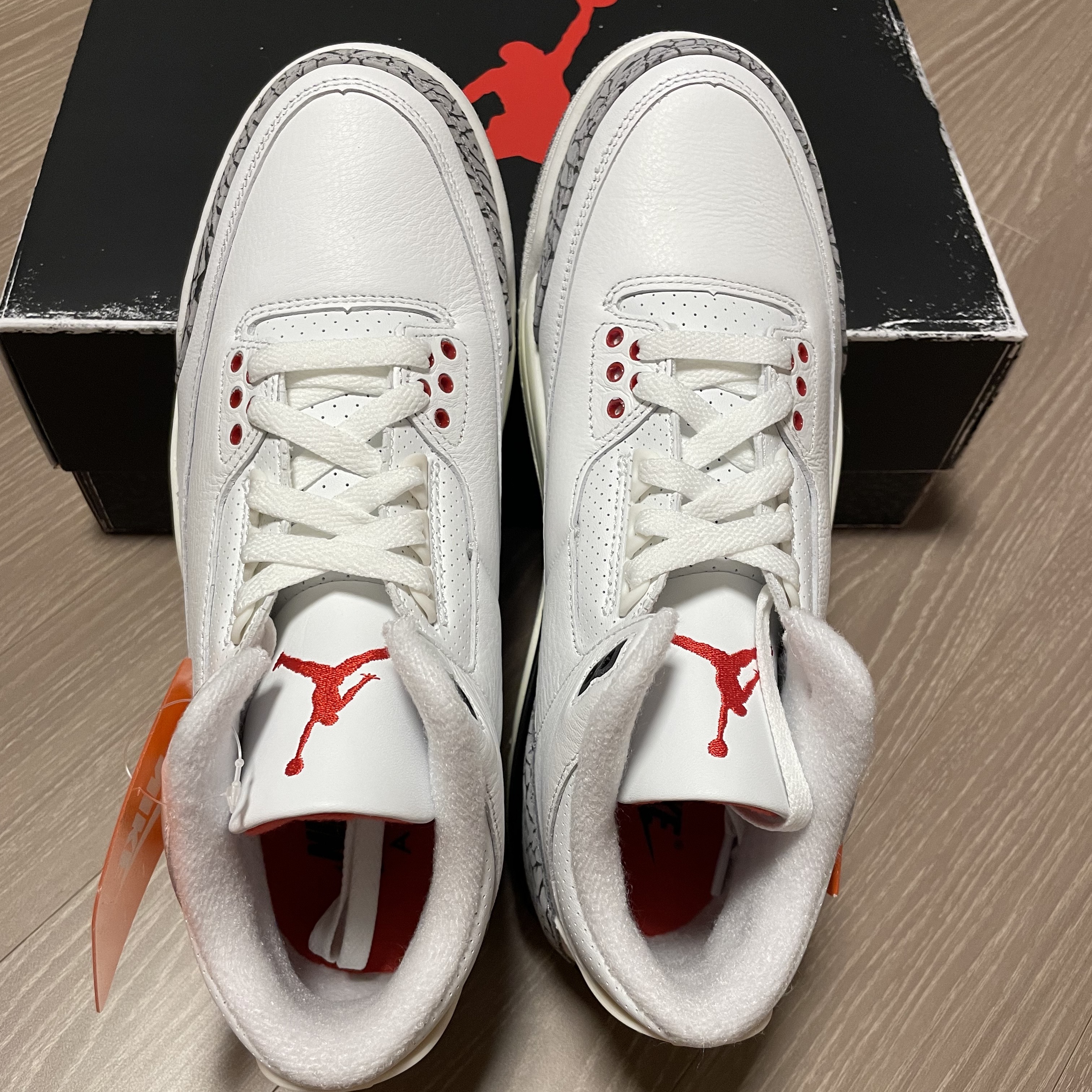 Jordan 3 Retro White Cement Reimagined 착용 스타일 - 2