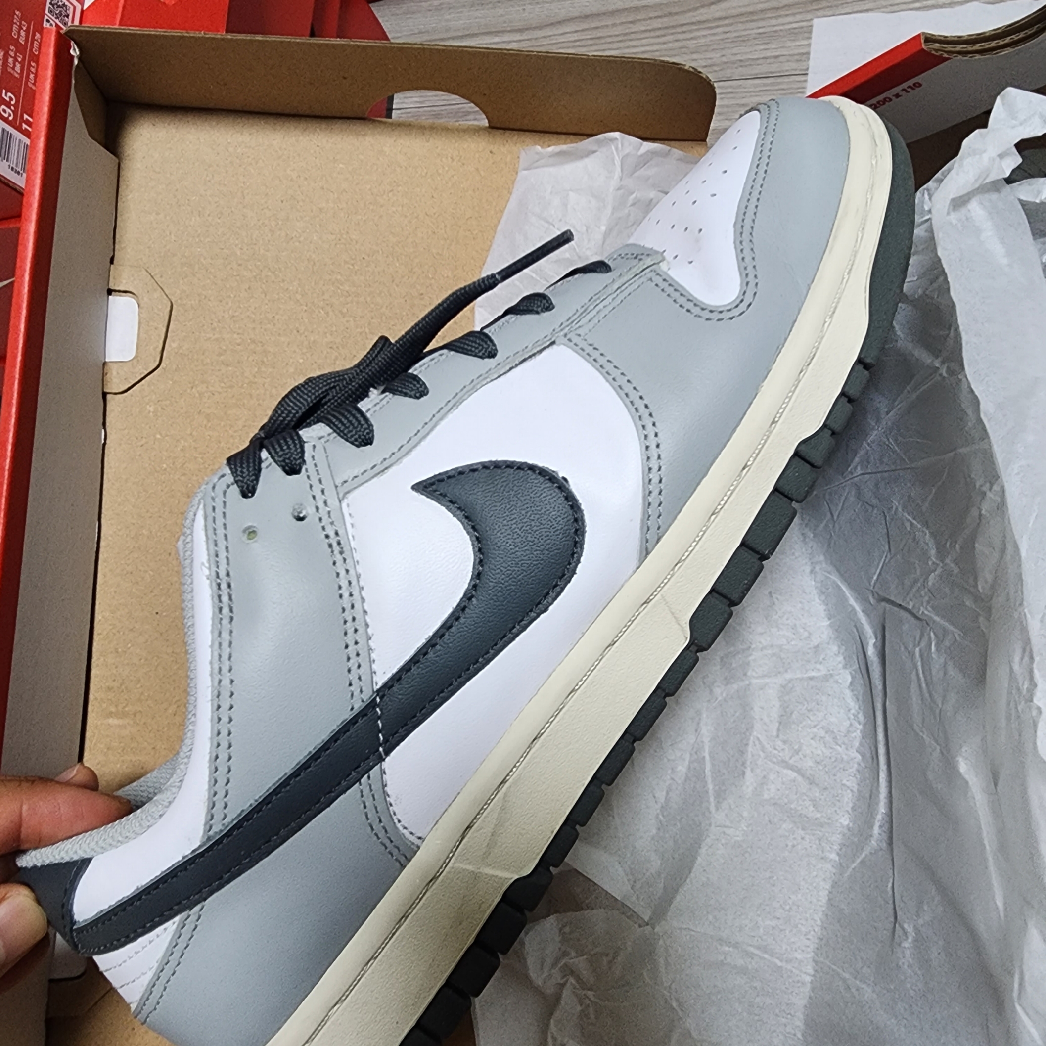 (W) Nike Dunk Low Light Smoke Grey 착용 스타일