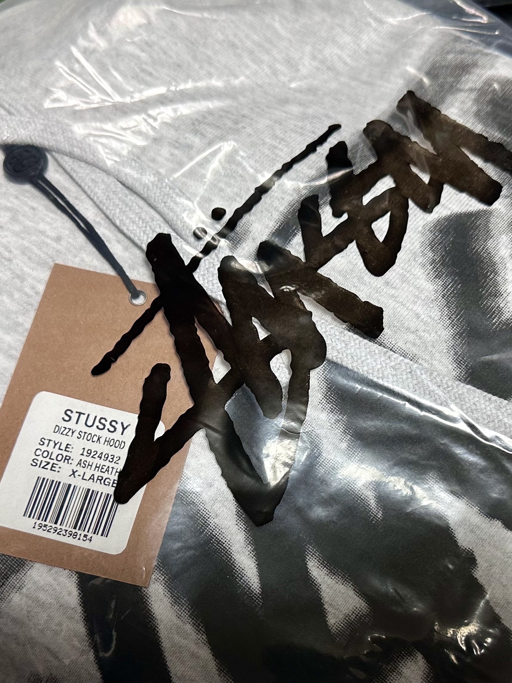 Stussy Dizzy Stock Hoodie Ash Heather 착용 스타일 - 1
