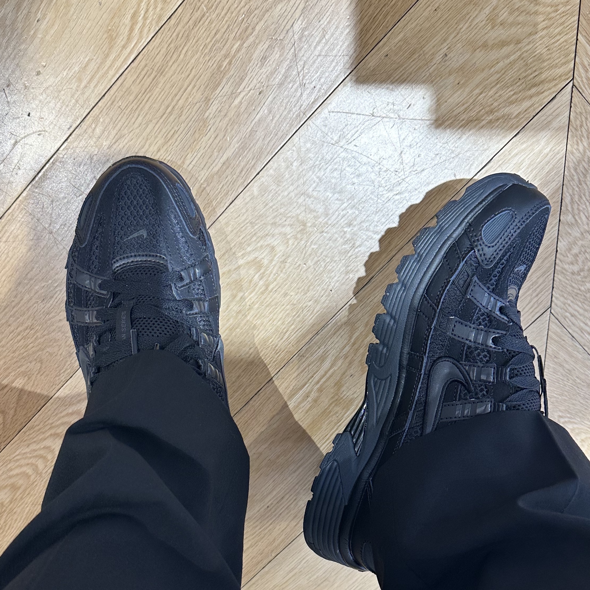 Nike P-6000 Black 착용 스타일 - 2