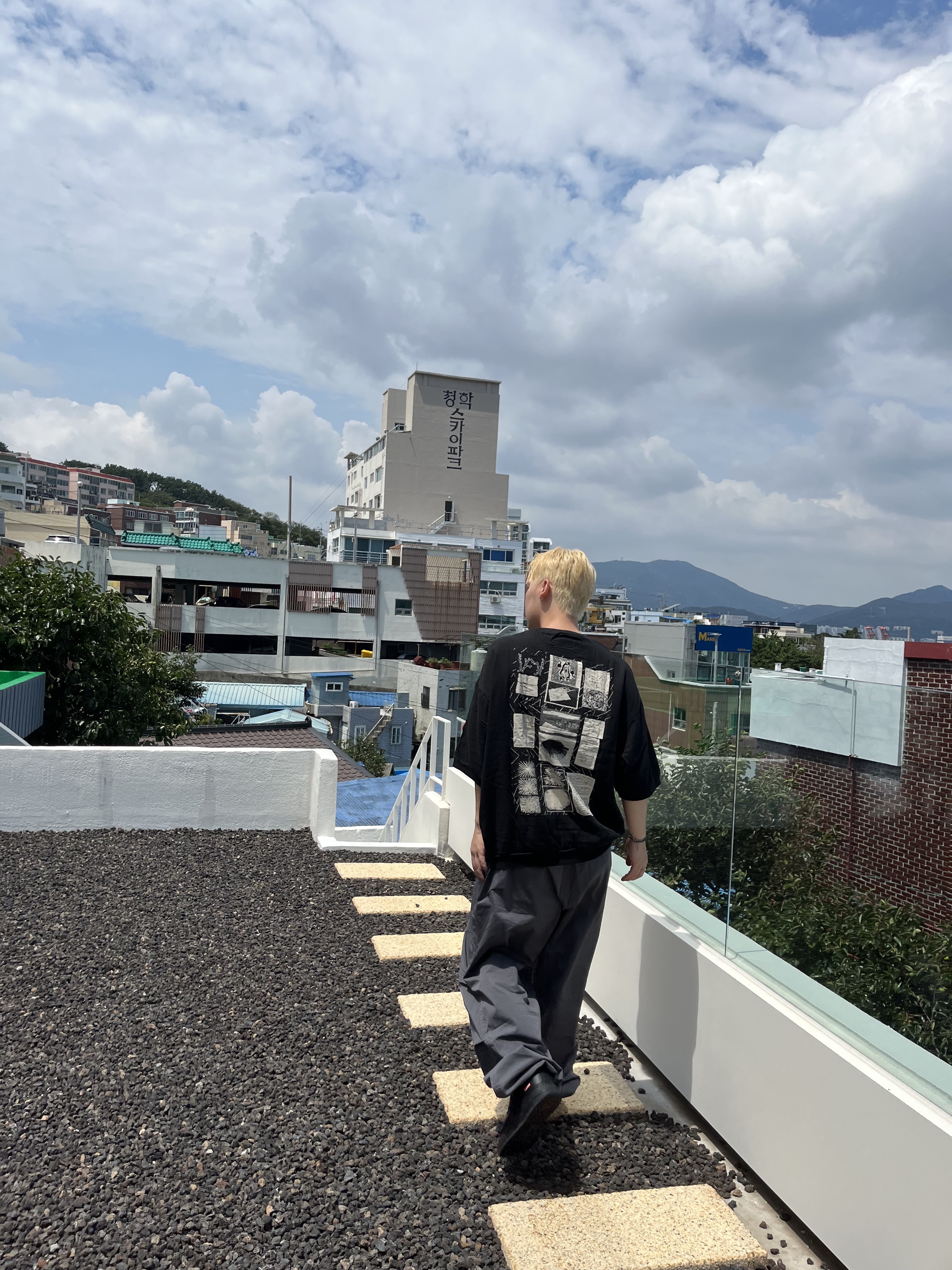 Nike x Supreme Air Force 1 Low Black, Cav Empt Gauze Short Sleeve Crew Neck Black - 23SS 착용 스타일 - 2