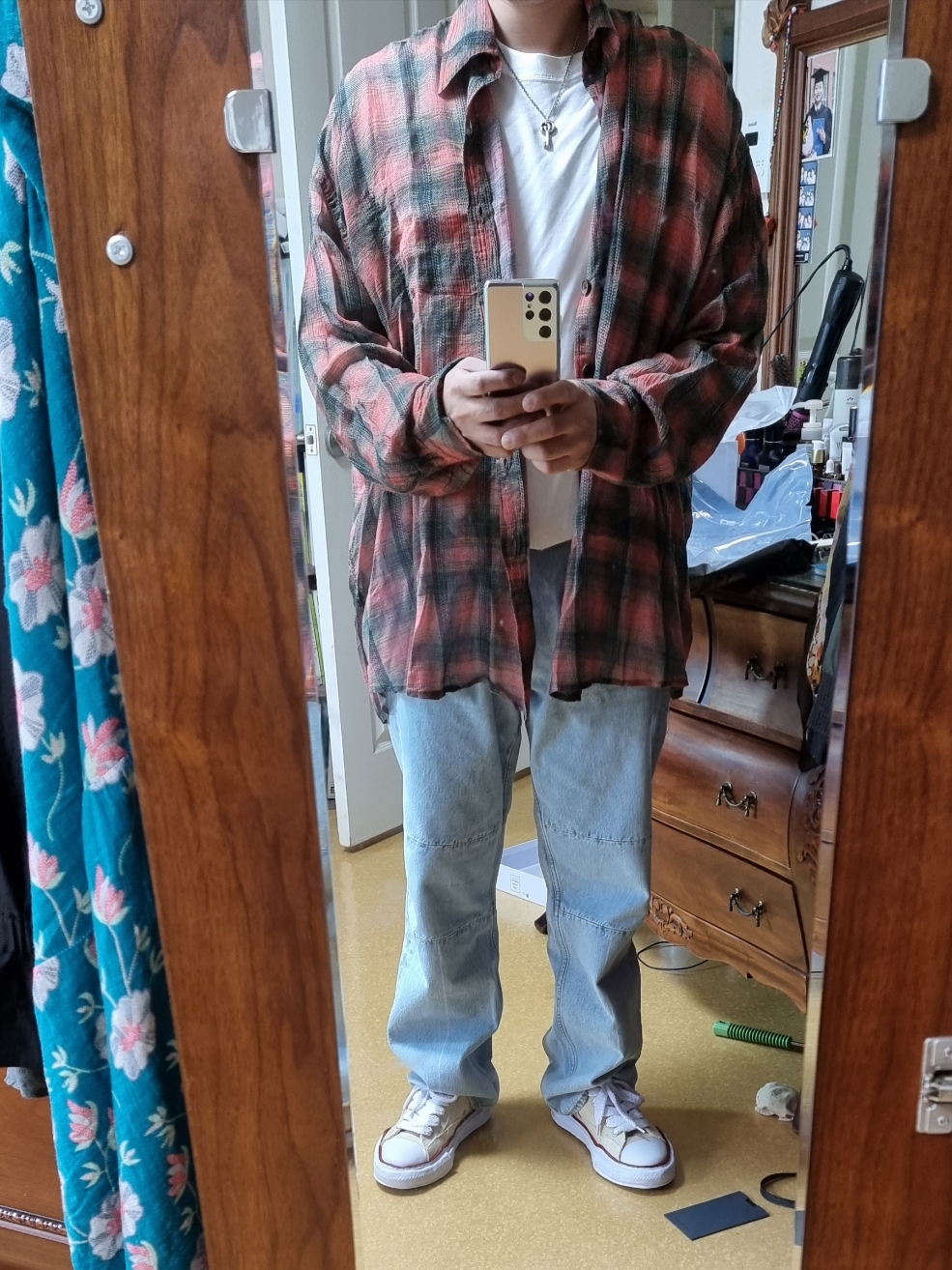 Our Legacy Borrowed Shirt Big Lumbercheck Print 착용 스타일