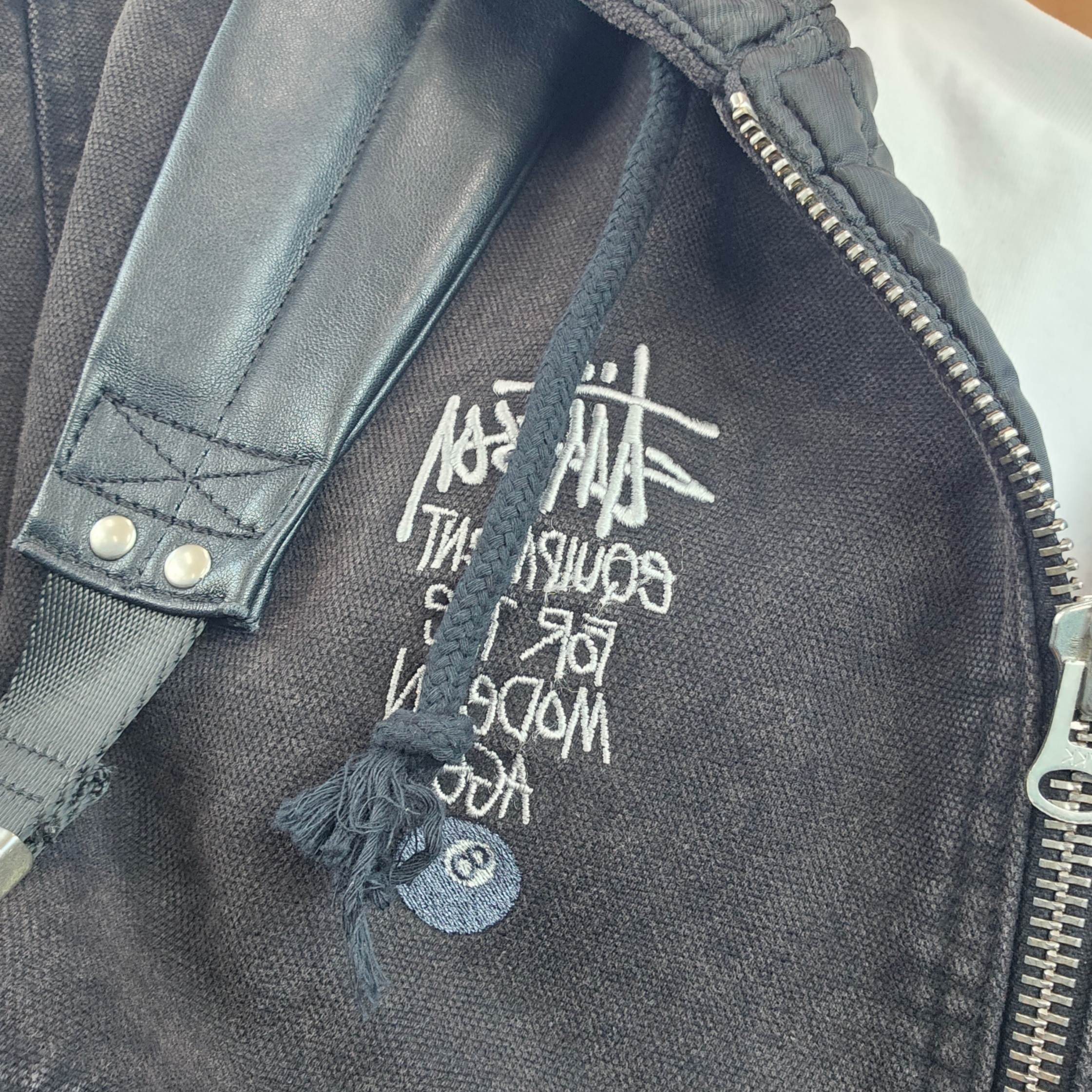 Stussy Canvas Insulated Work Jacket Black 착용 스타일